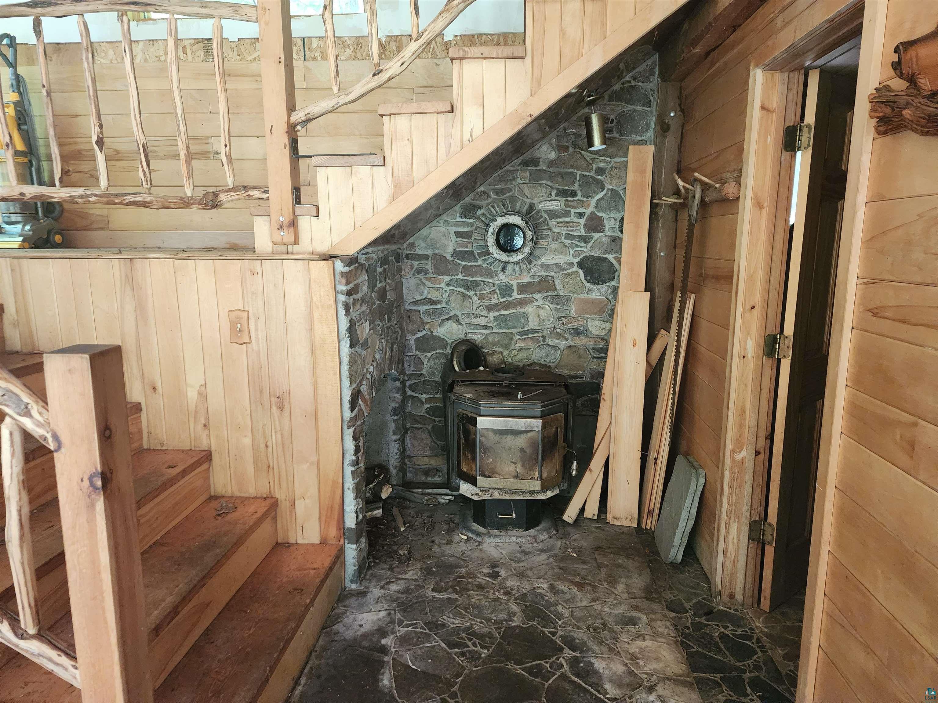192 W Deeryard Lake Rd, Lutsen, MN 55612 Listing Photo  7