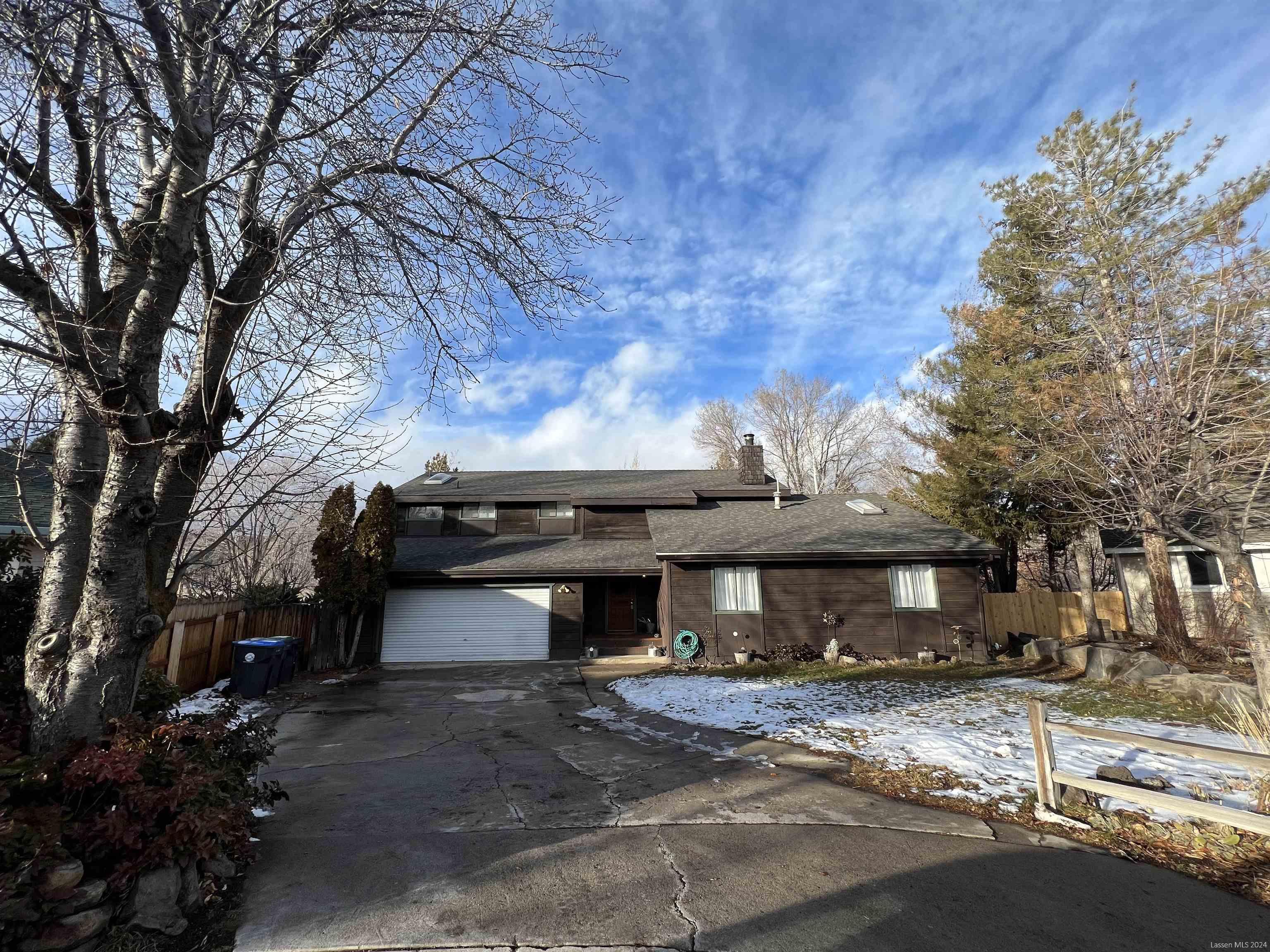 35 MEADOWOOD WAY, SUSANVILLE, CA 96130 Susanville Real Estate