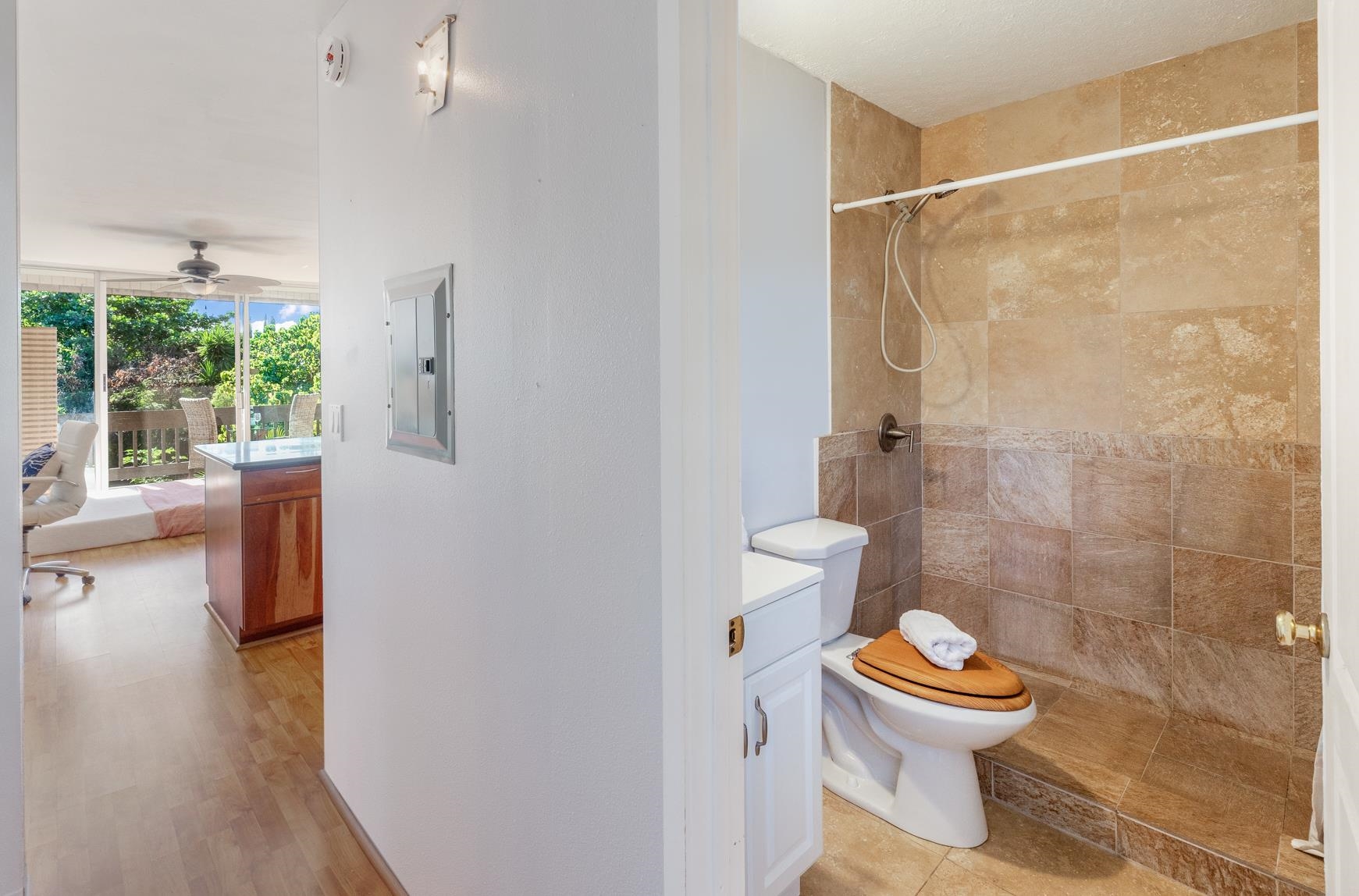 120 Hui Rd F I11