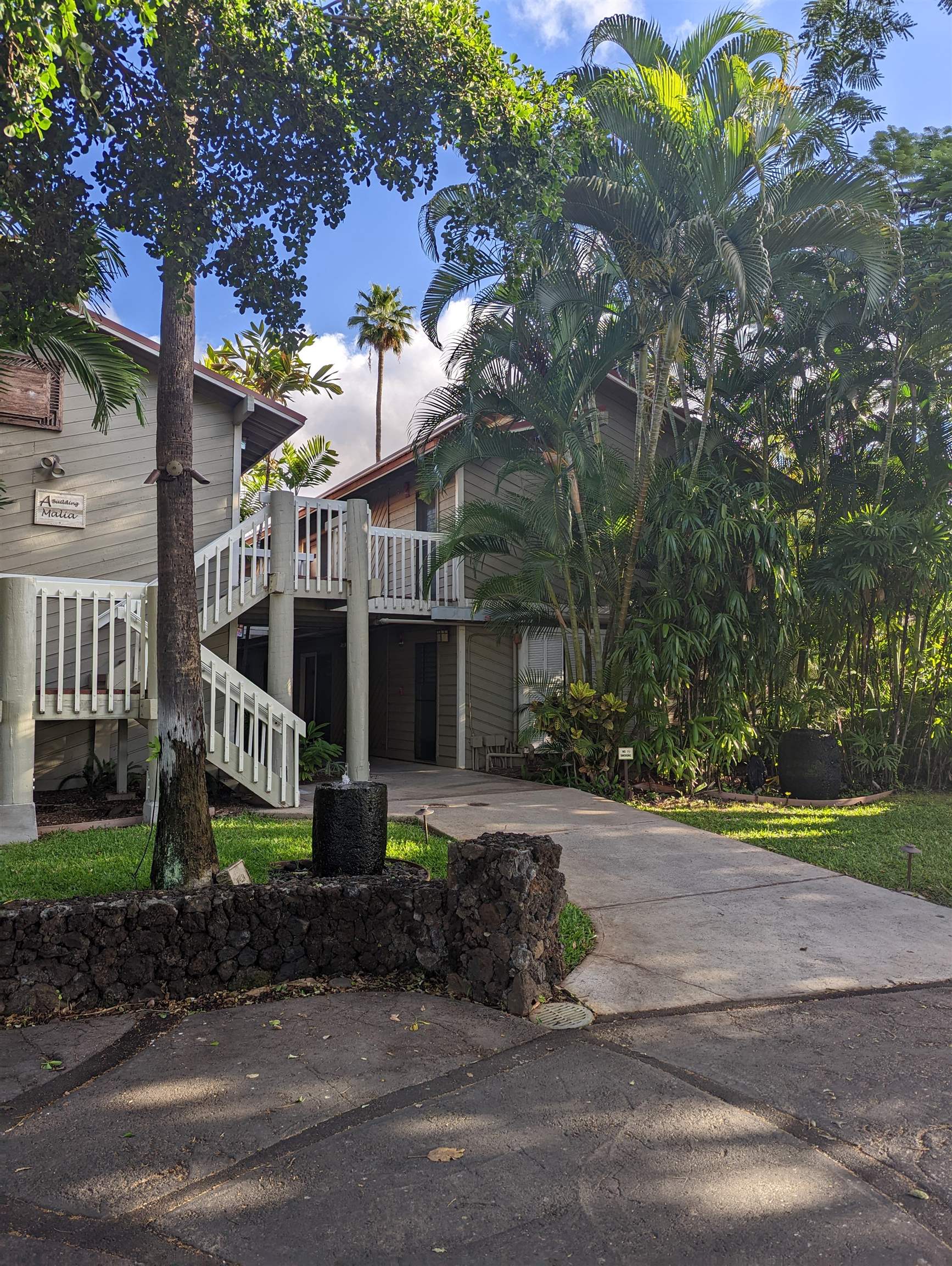 660 Waine'e A-106, Lahaina, HI 96761