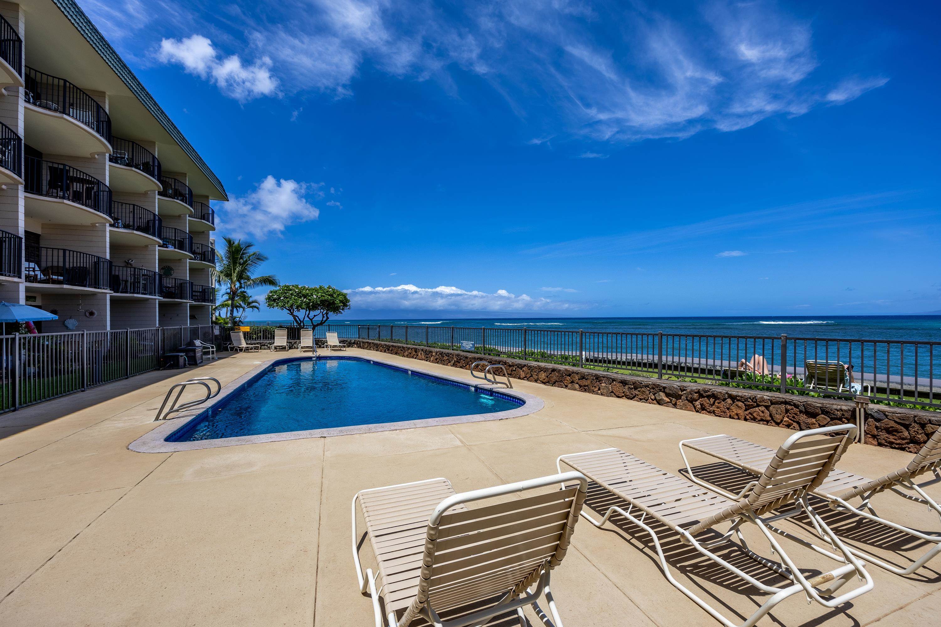 4471 Lower Honoapiilani Rd 211