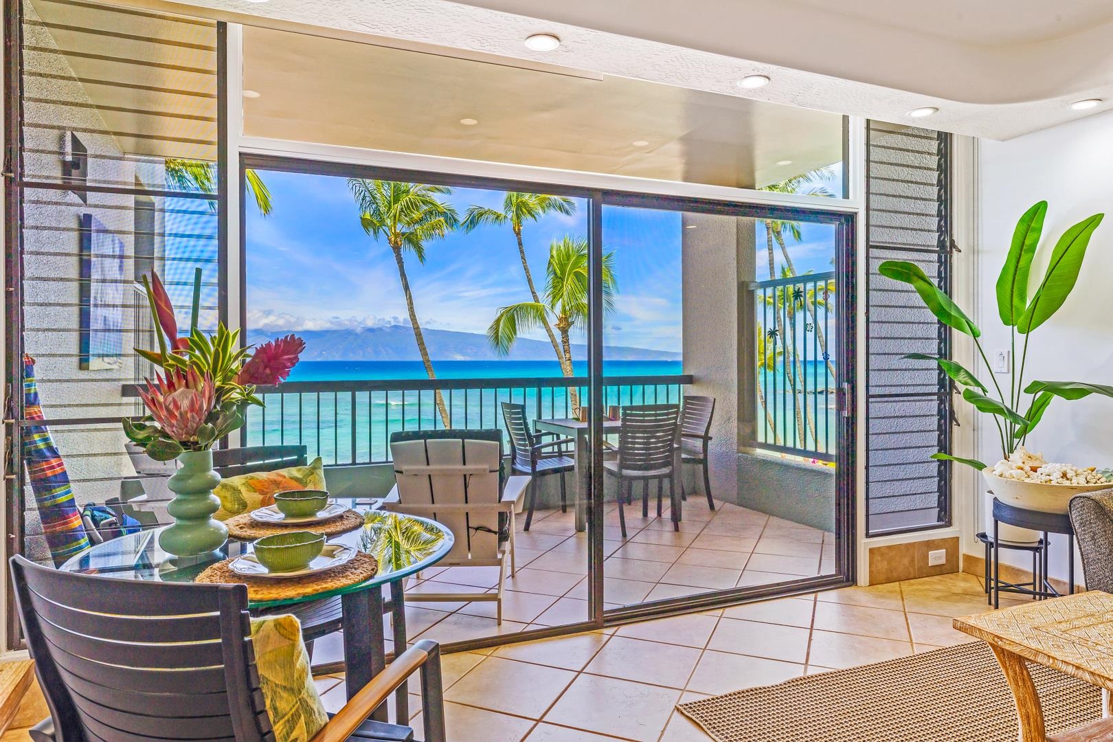 3875 Lower Honoapiilani Rd B305