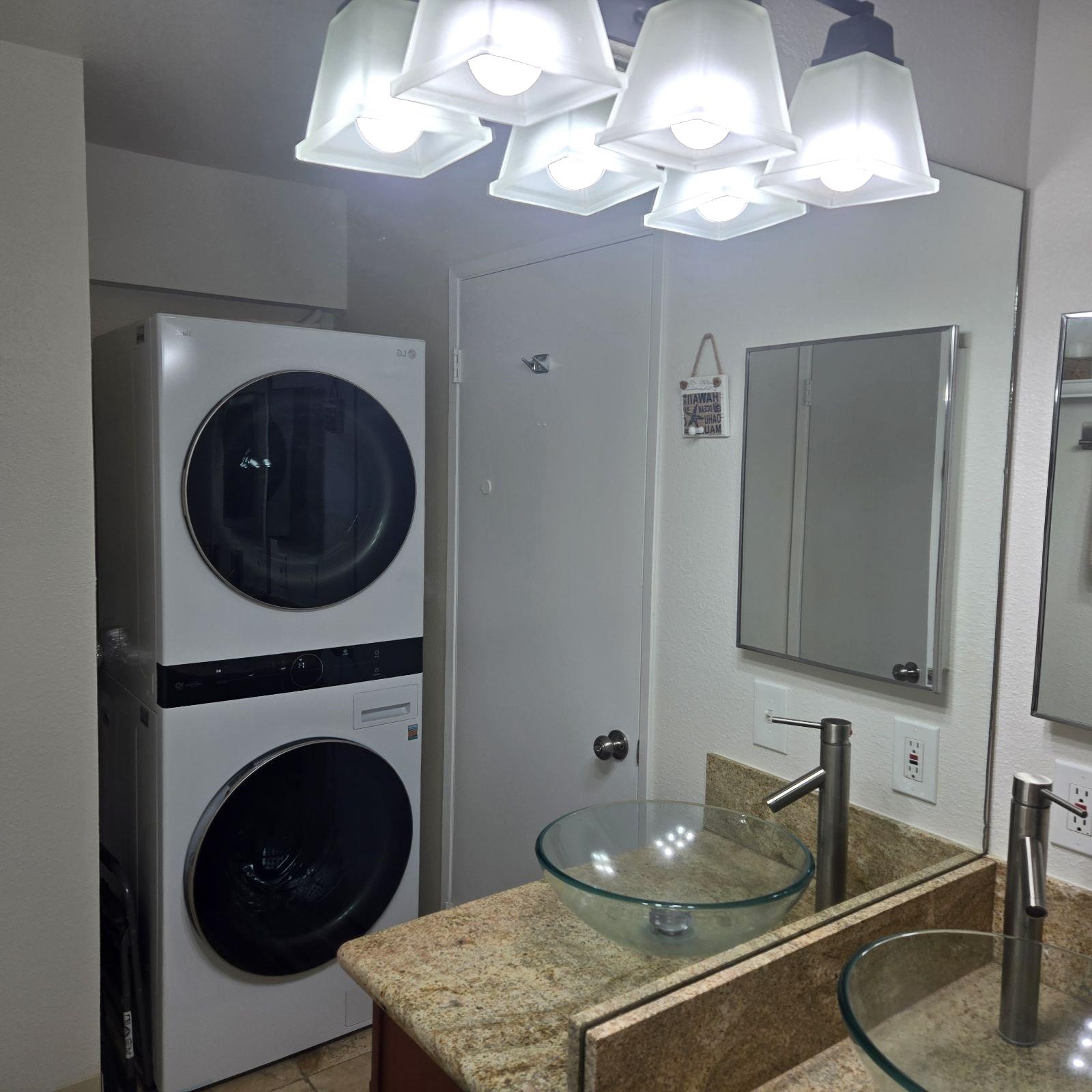 140 Uwapo Rd 38-203