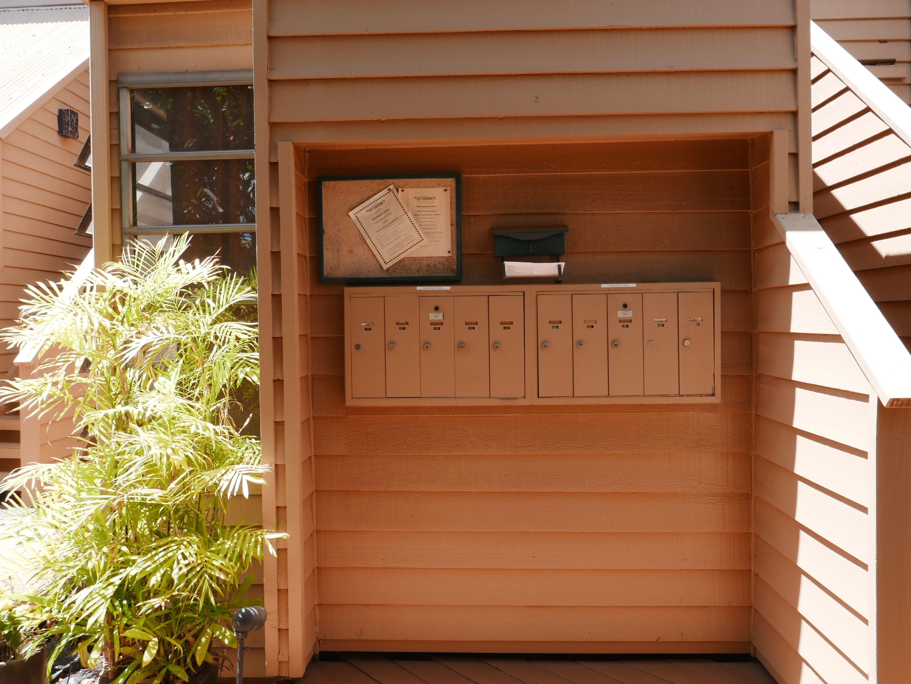 50 Waiohuli St E