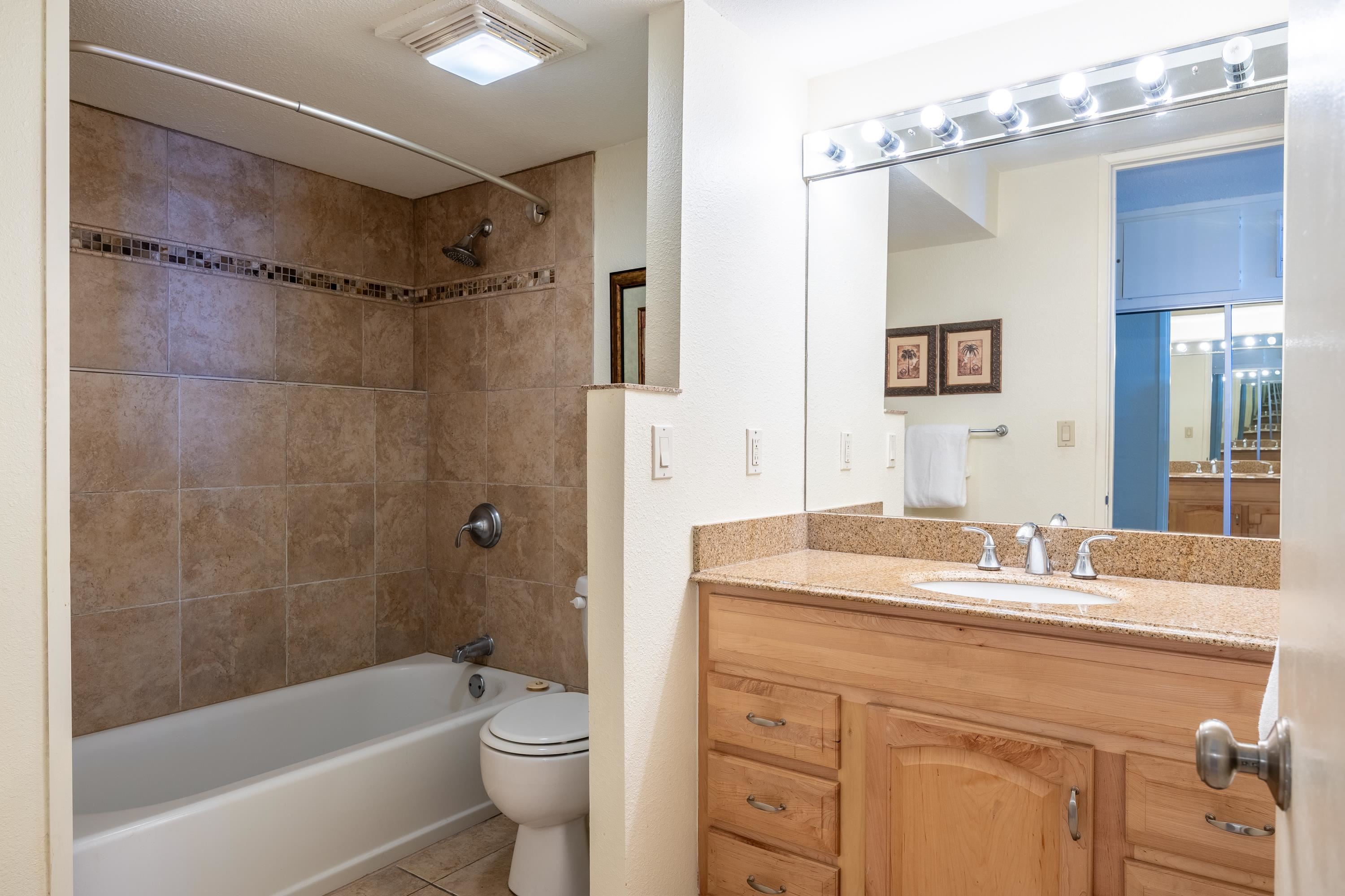 475 Front St 225