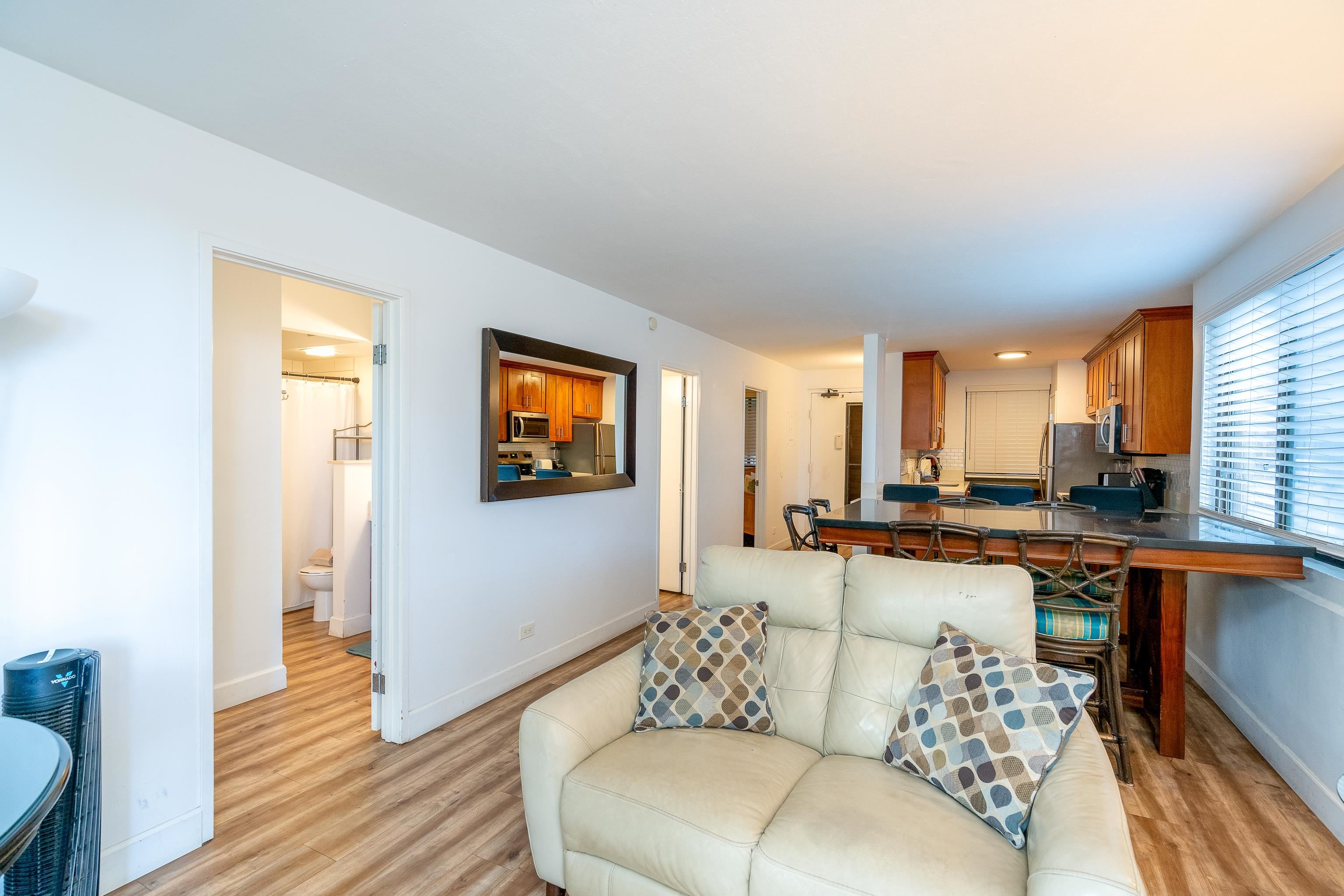 4310 Lower Honoapiilani Rd 220