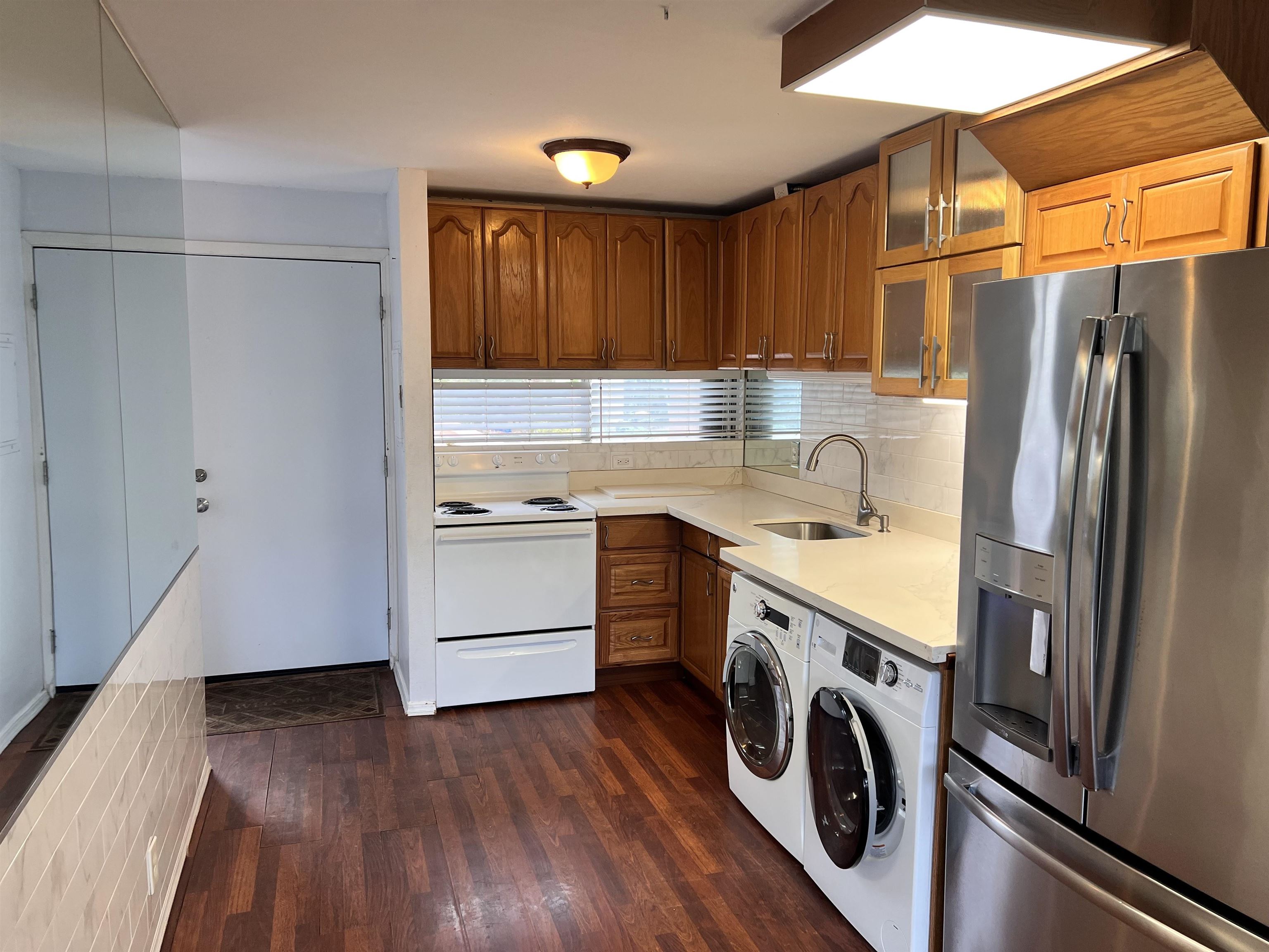 3676 Lower Honoapiilani Rd D301