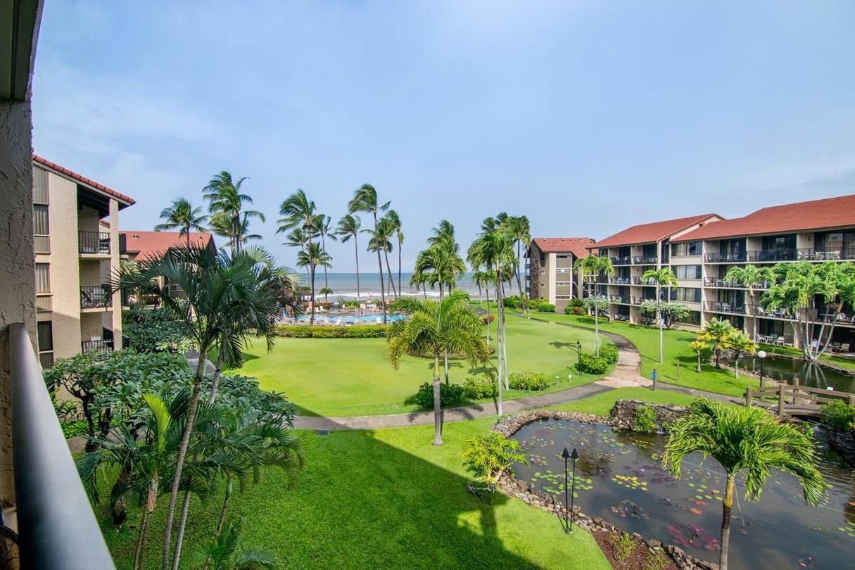 3543 Lower Honoapiilani Rd J-303