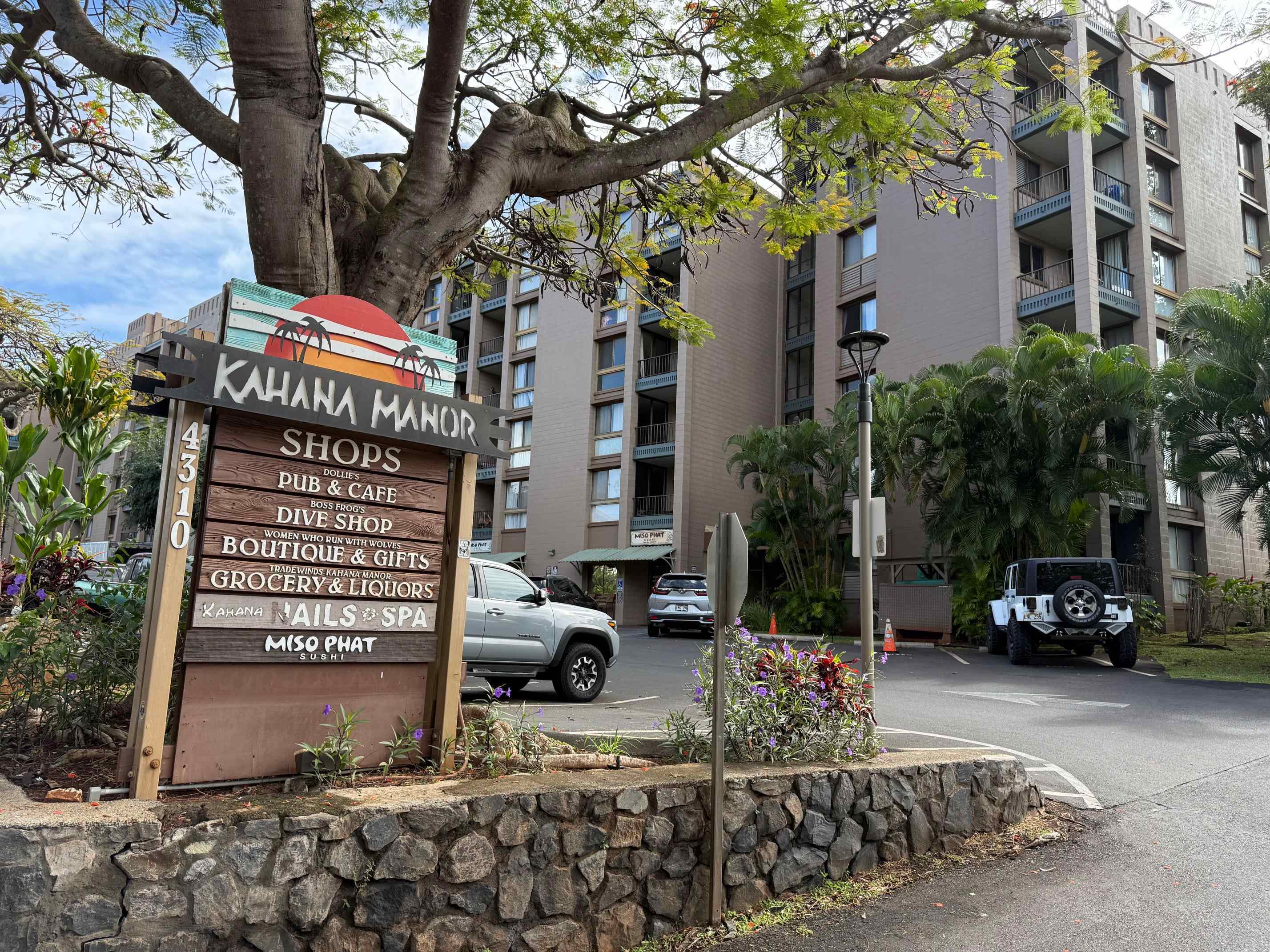 4310 Lower Honoapiilani Rd 315