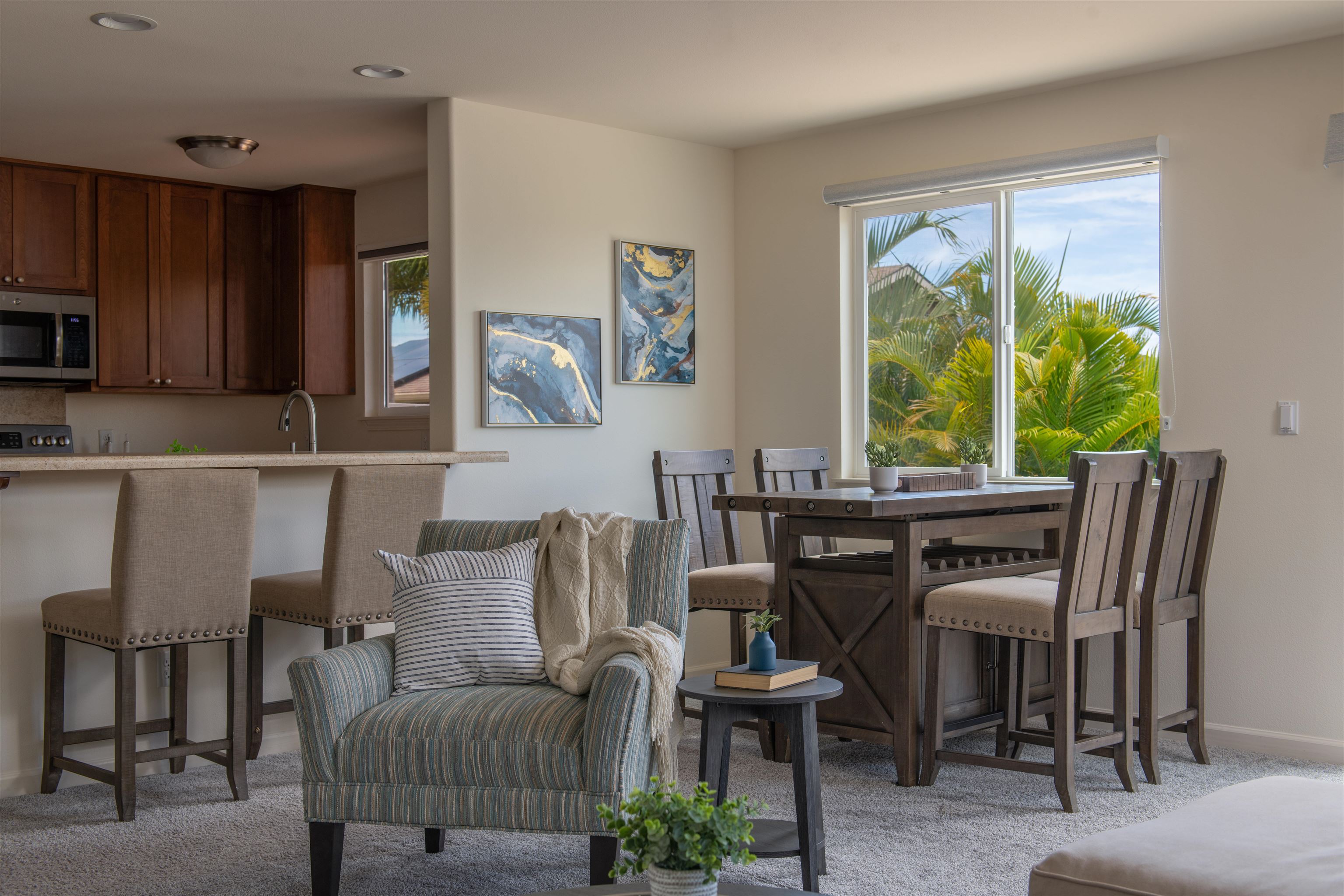 24 Kakawahie St 82, Wailuku