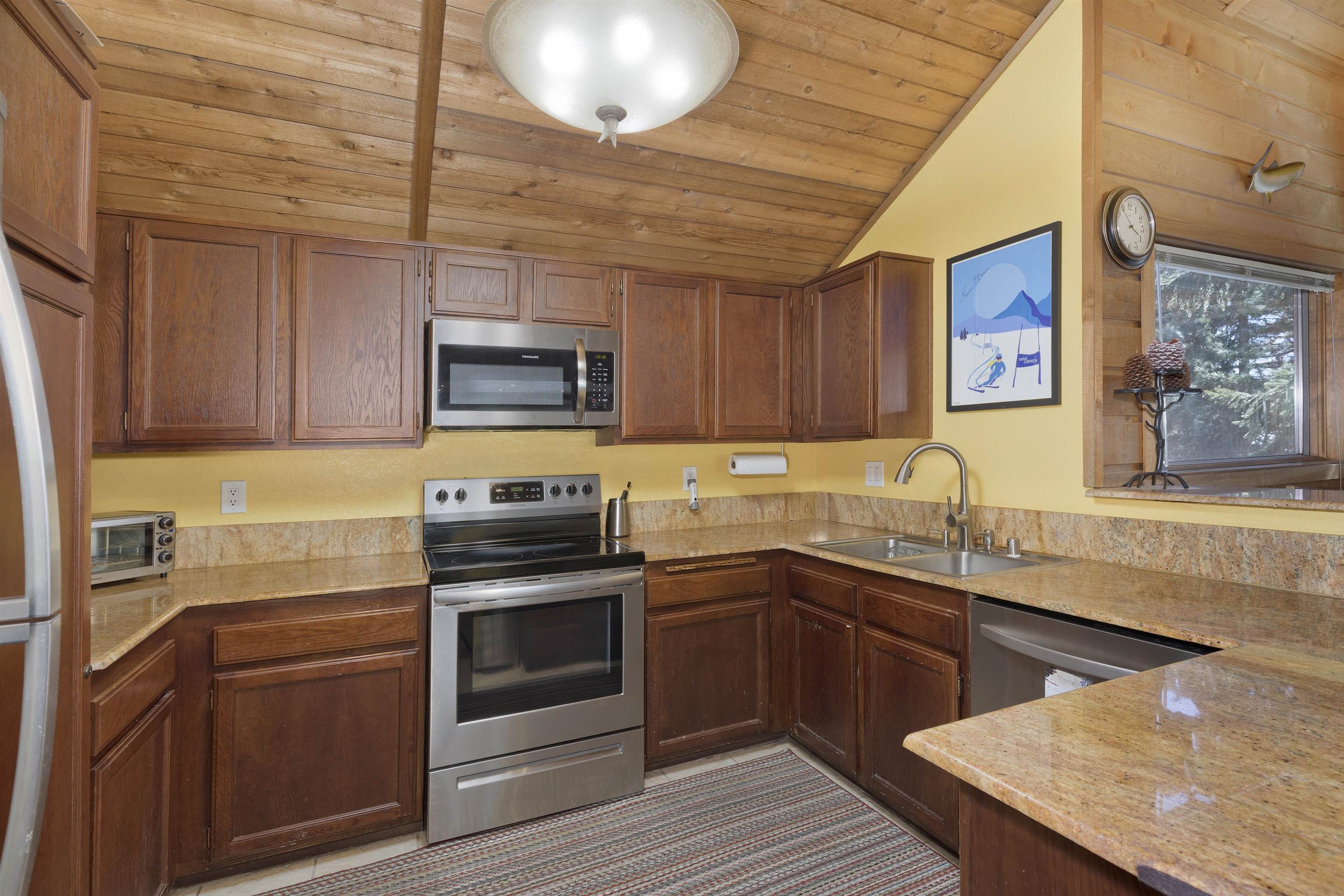 51 Gold Hill