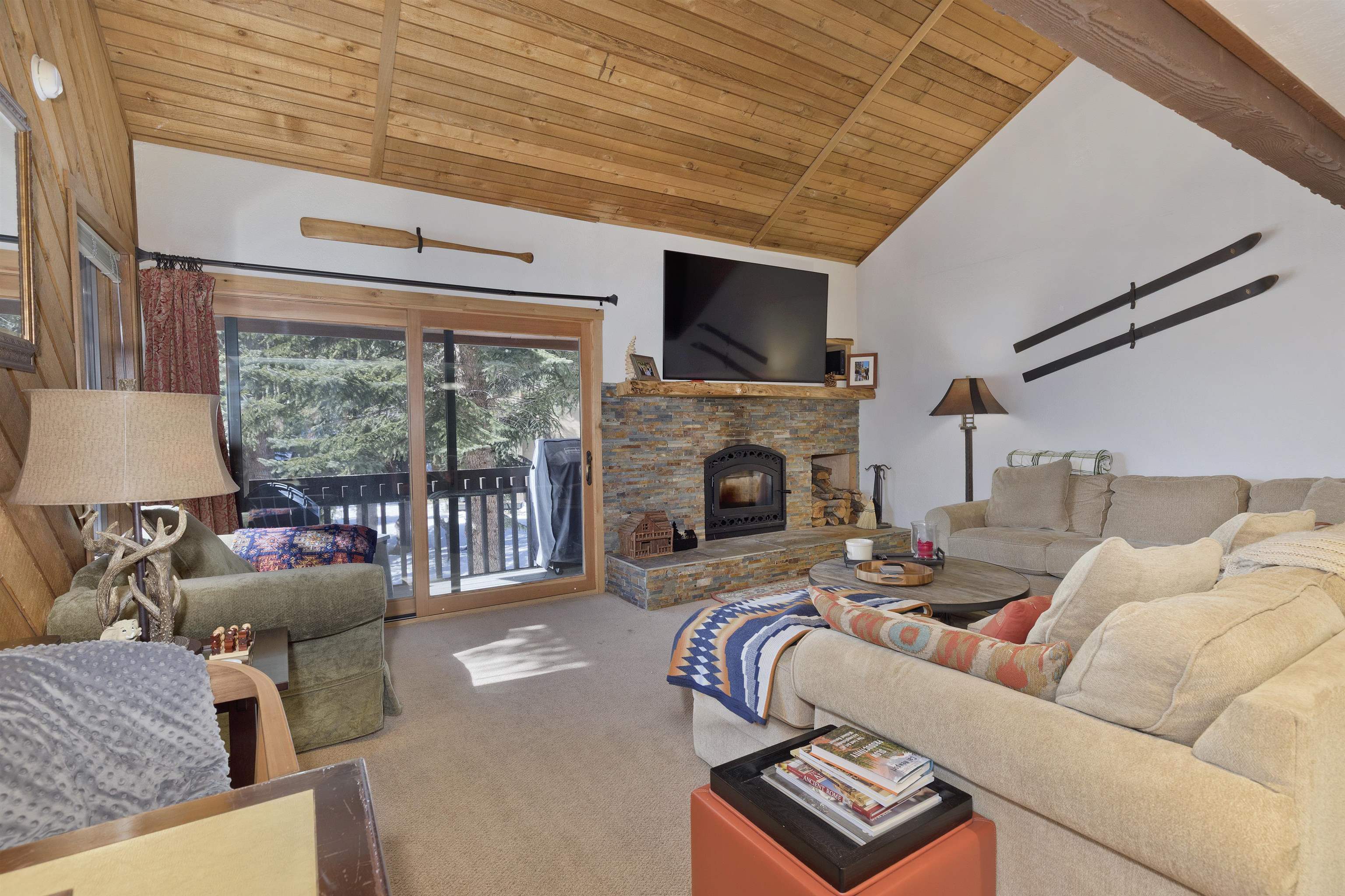 51 Gold Hill