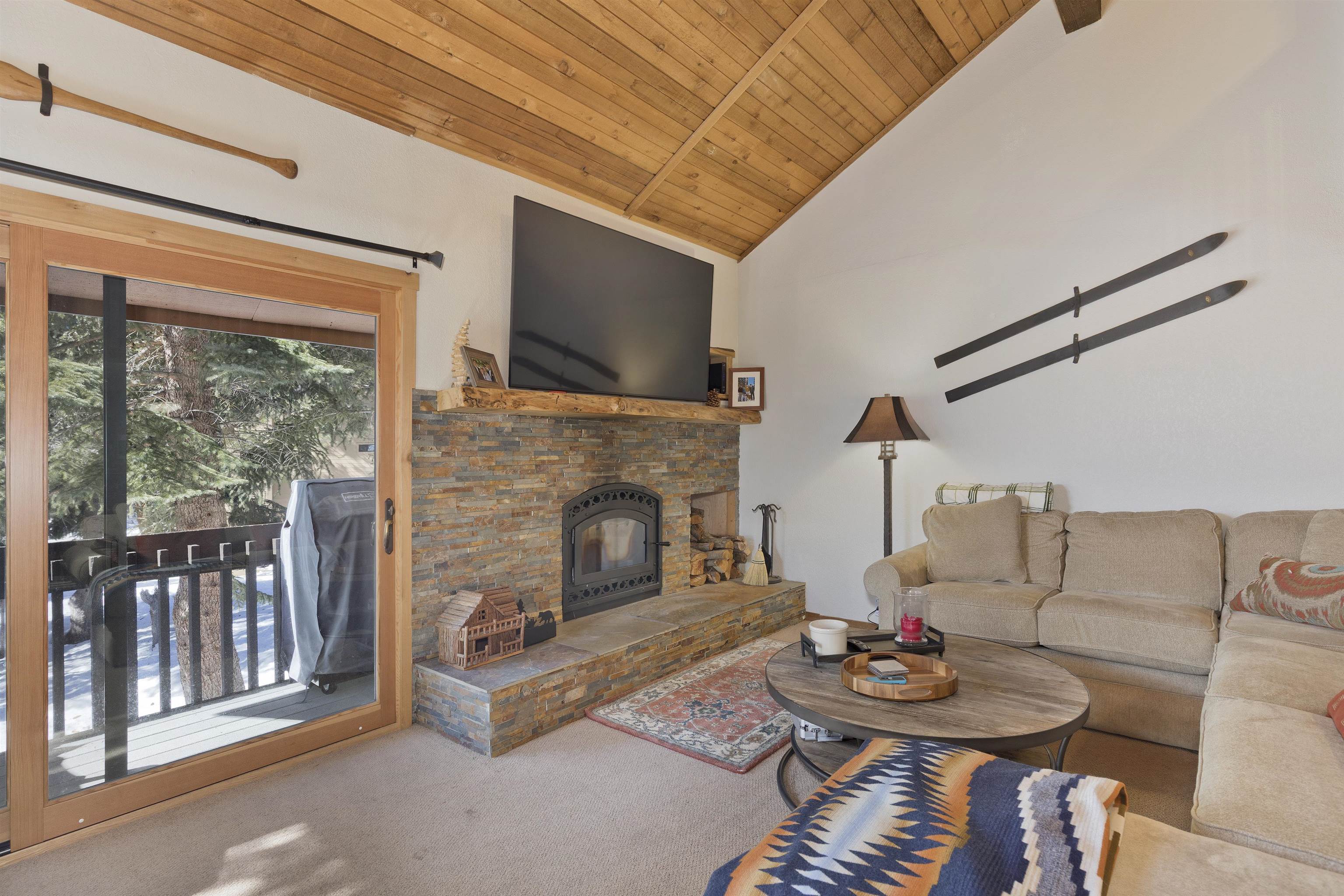 51 Gold Hill