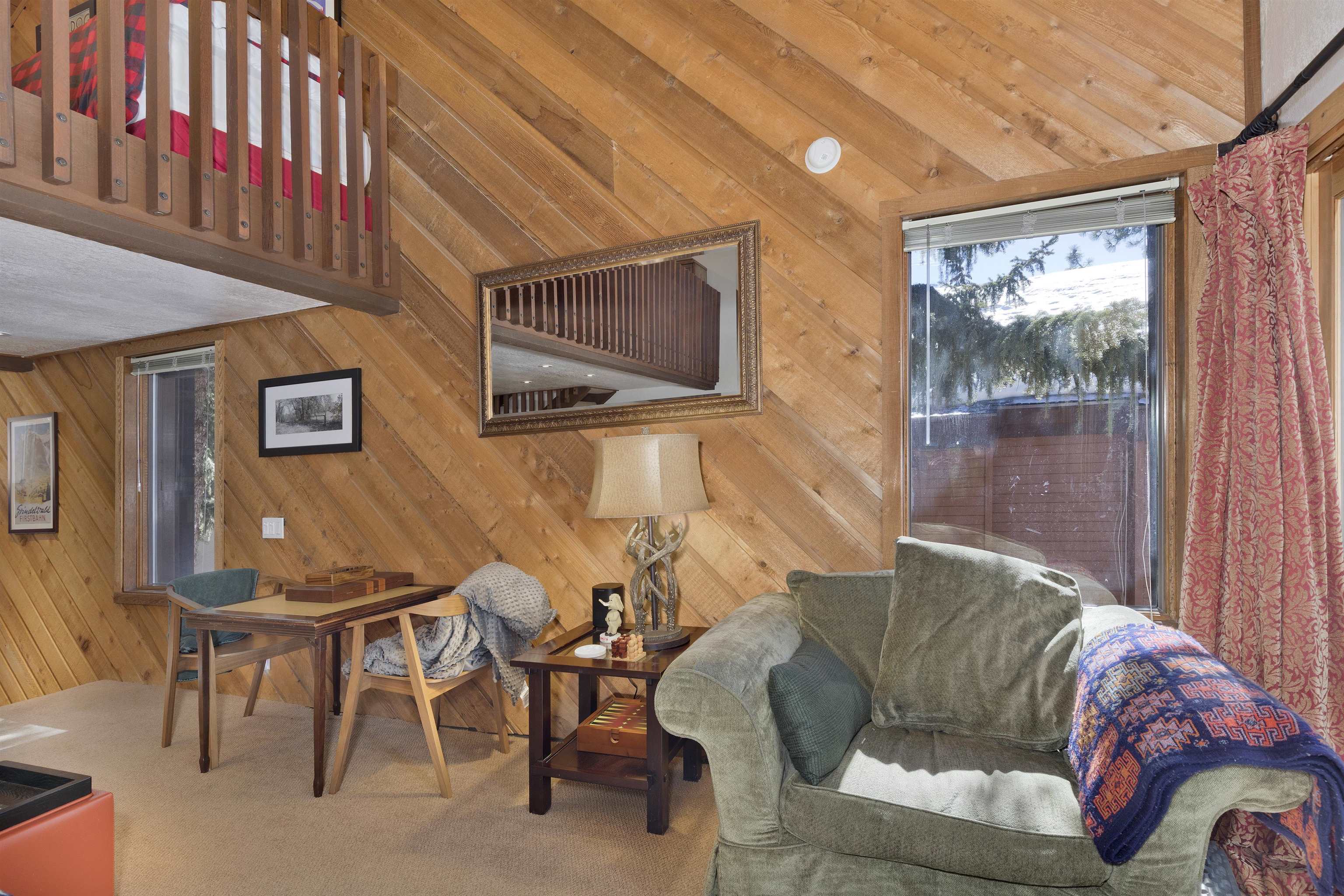 51 Gold Hill