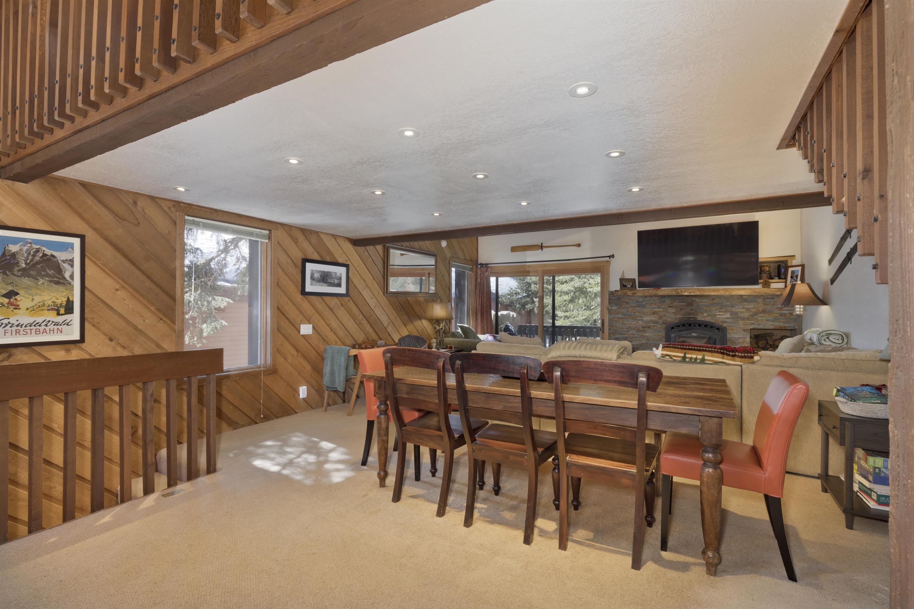 51 Gold Hill