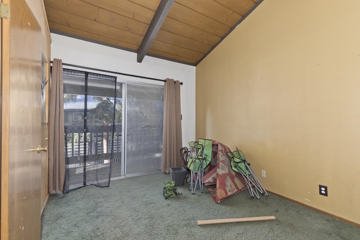 286 Old Mammoth Road