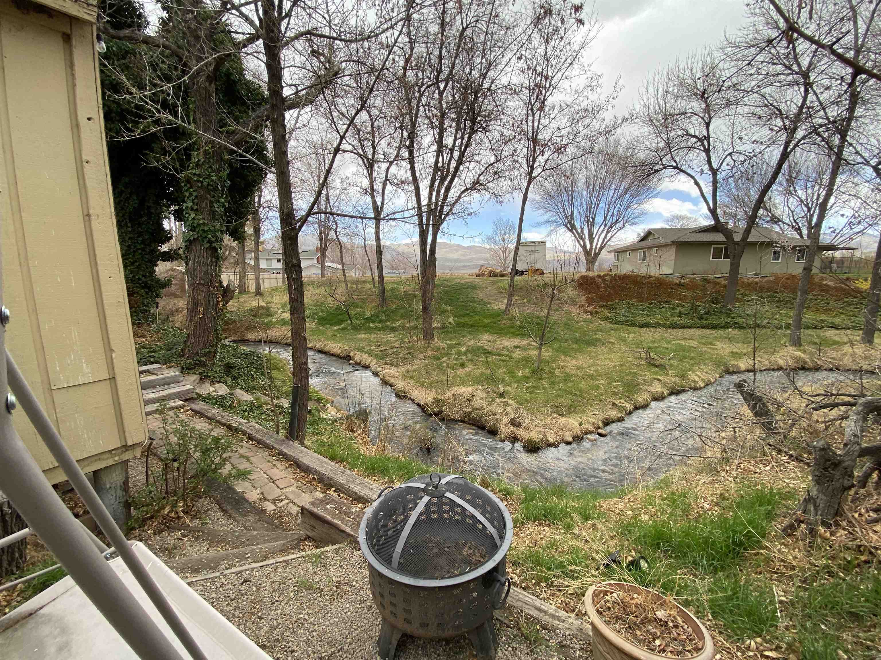 Property Photo 25