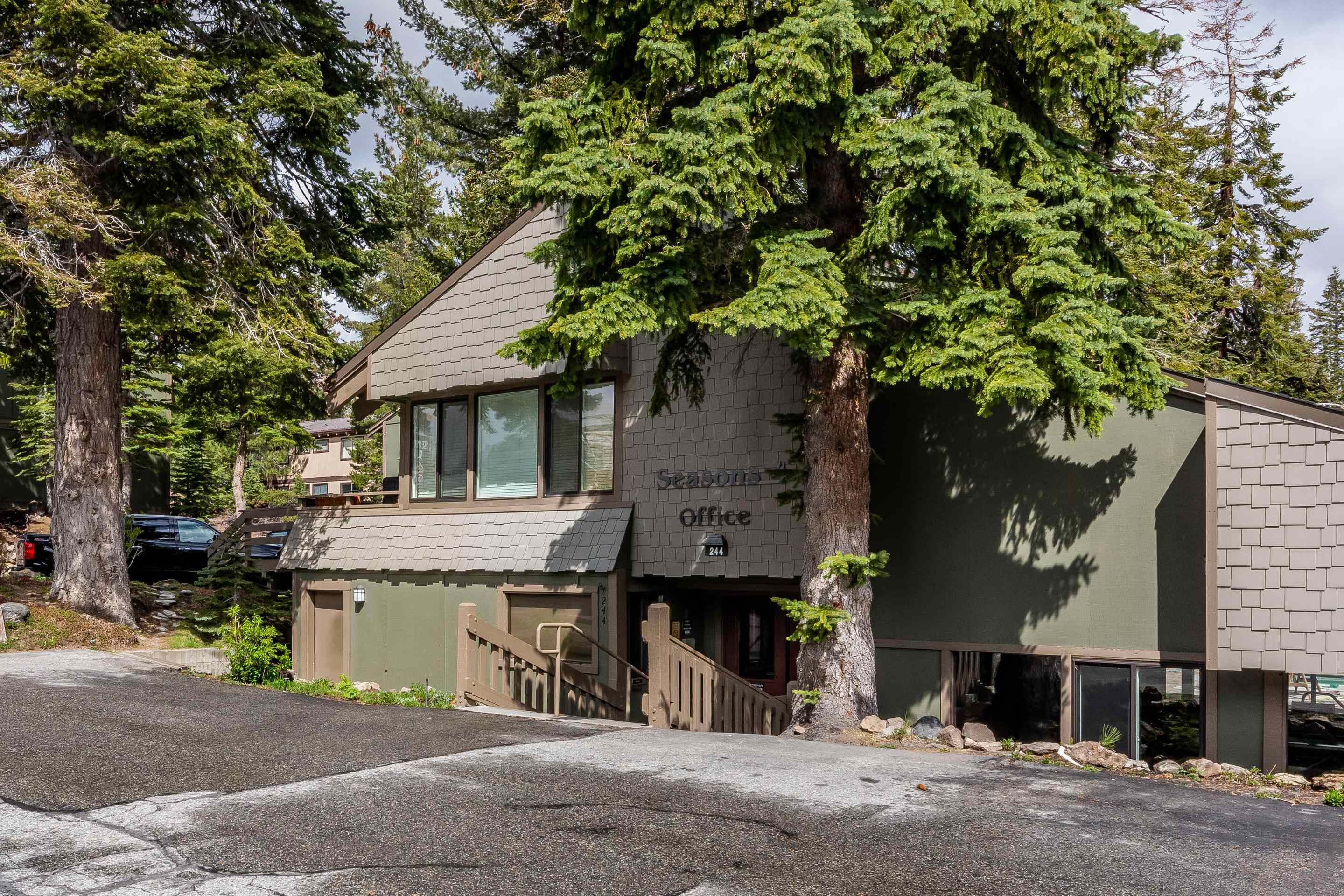 Property Photo 32