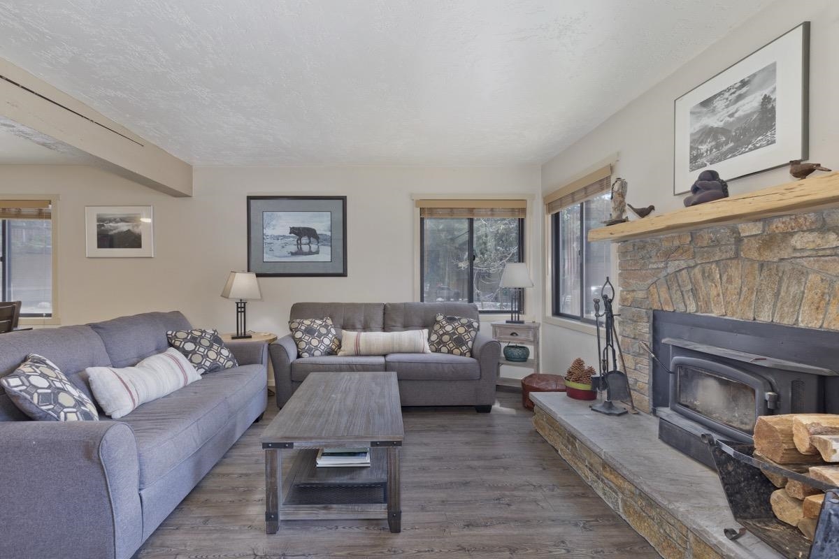 2 Arrowhead Drive