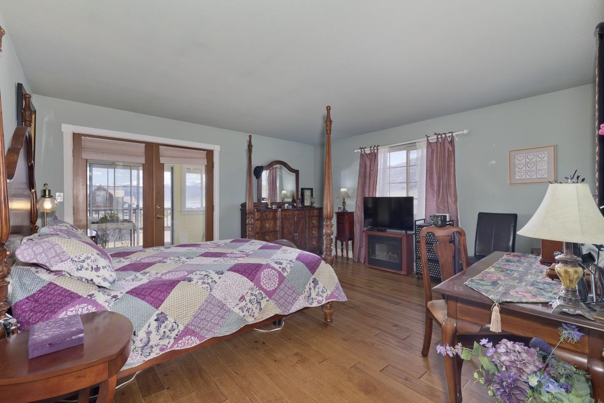 3197 Highway 182