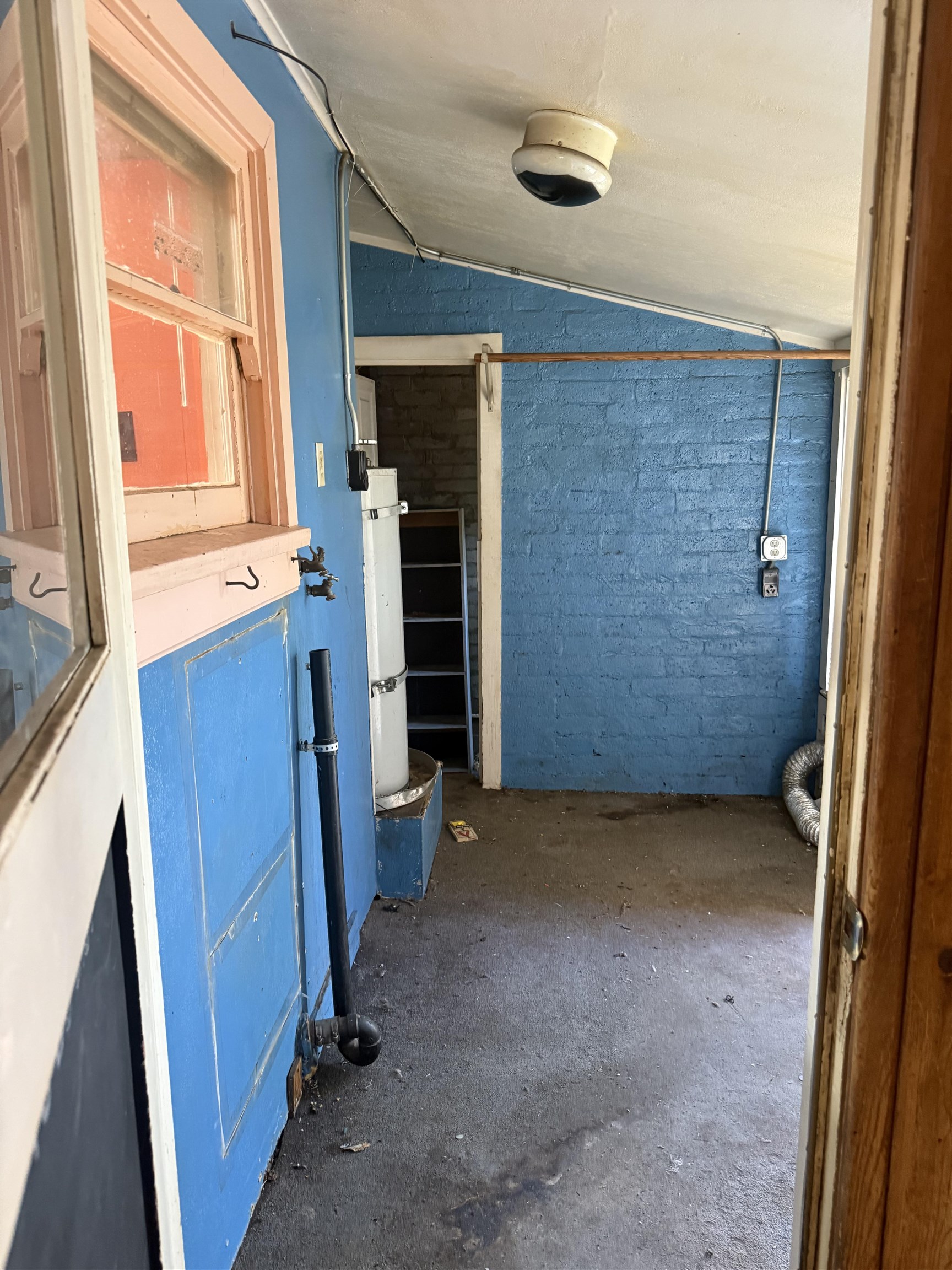Property Photo 36
