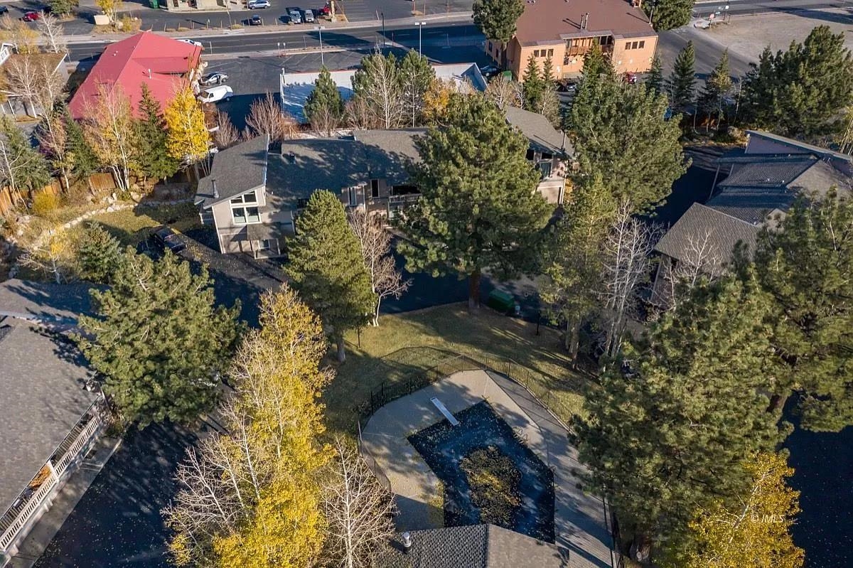 3170 Chateau Road