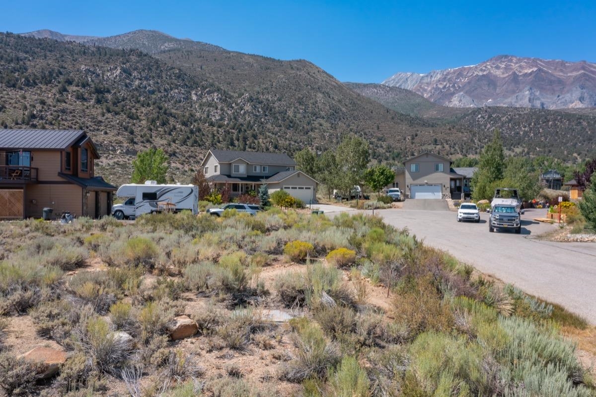 118 Larkspur Lane