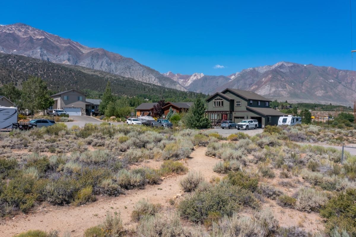 118 Larkspur Lane