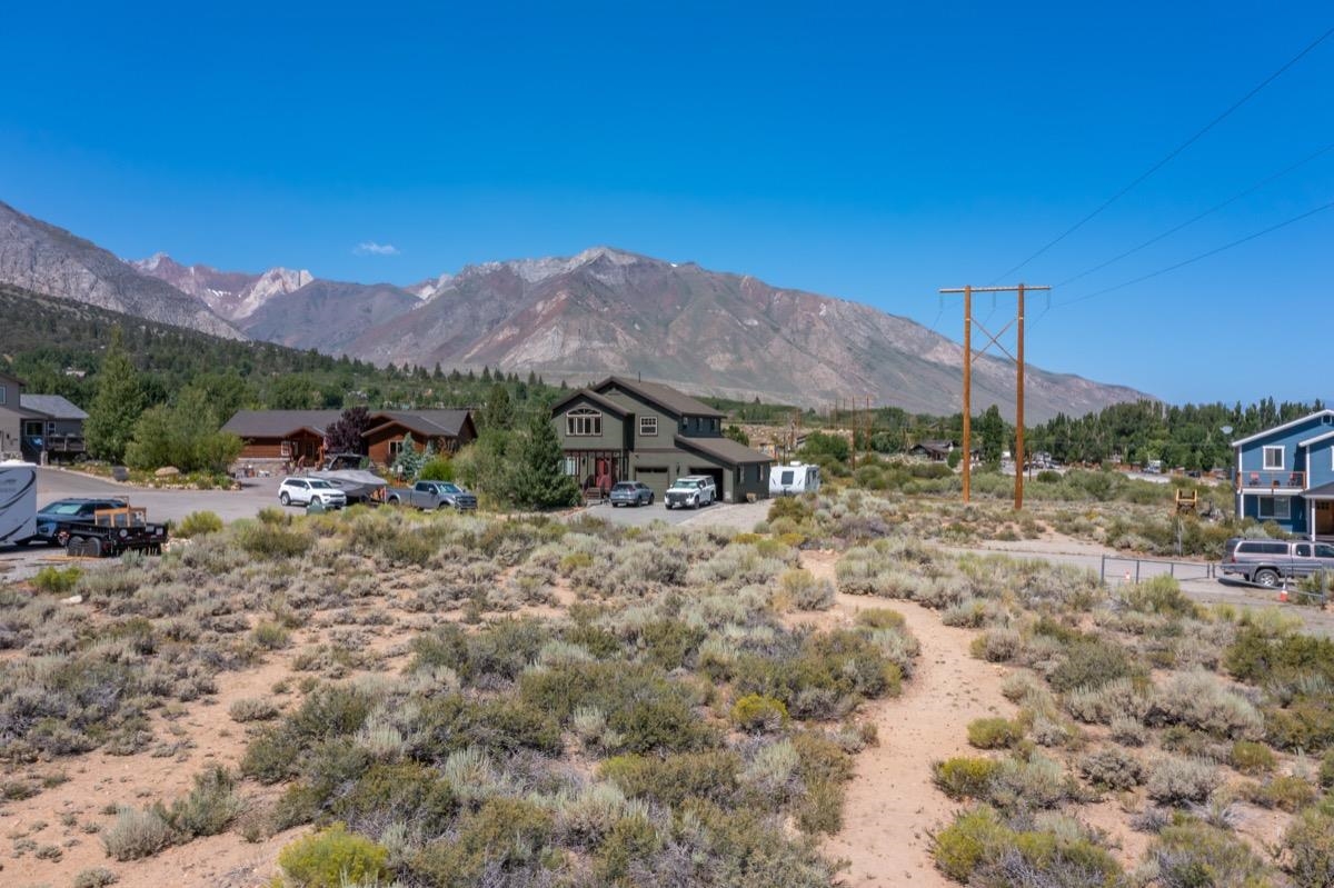 118 Larkspur Lane