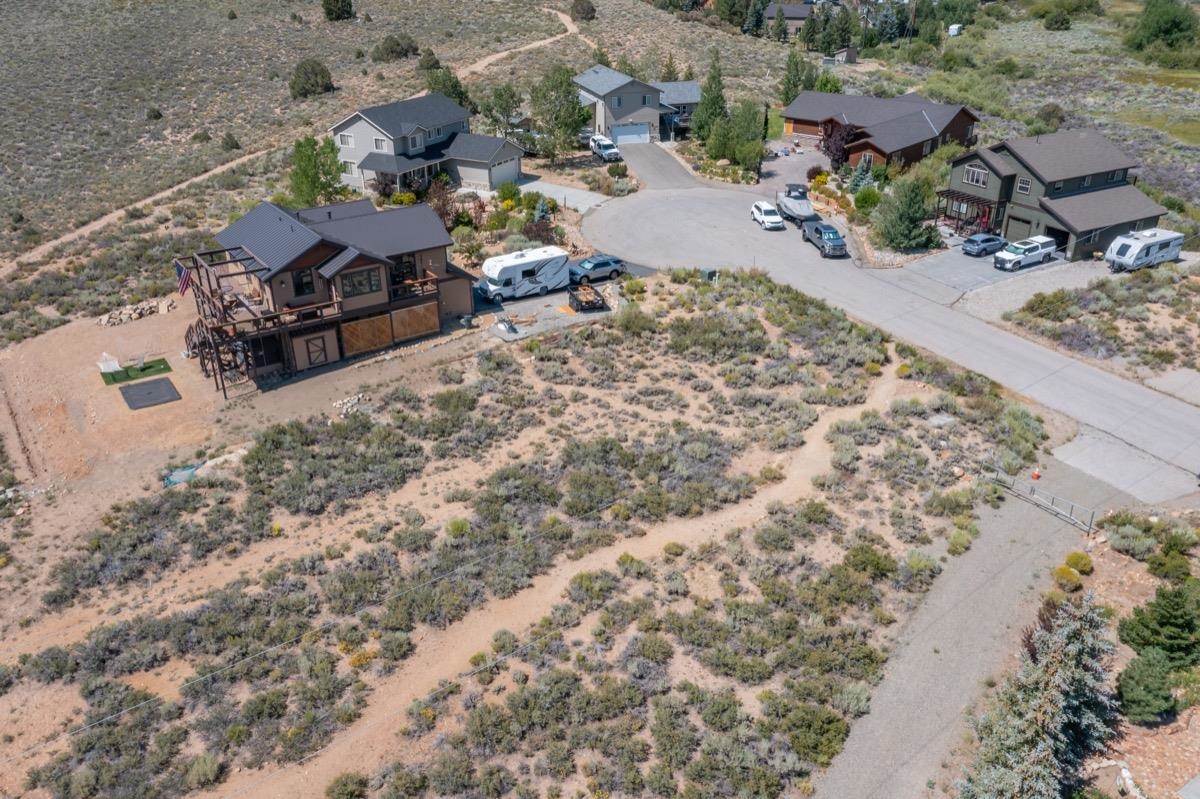 118 Larkspur Lane