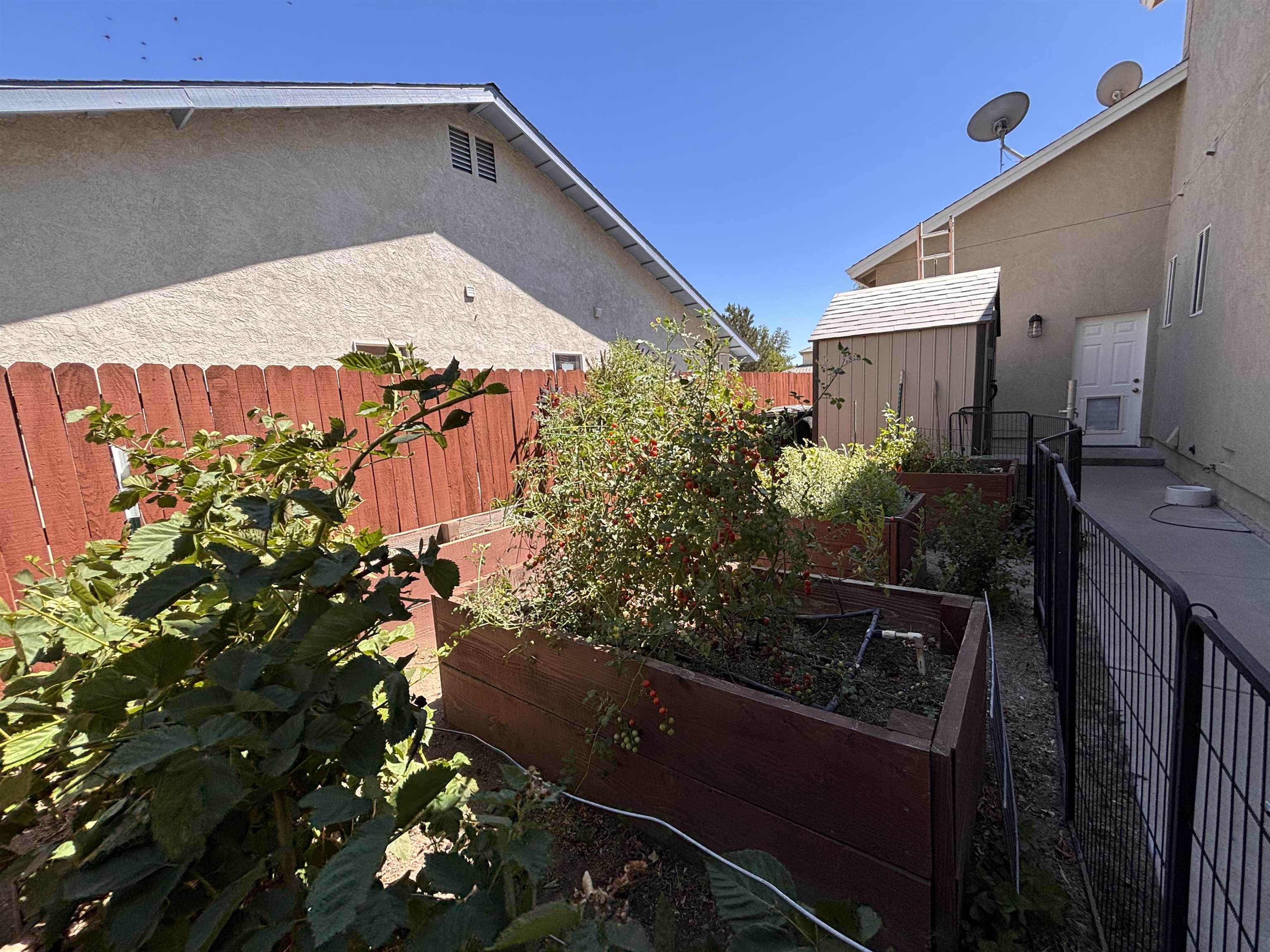 Property Photo 17