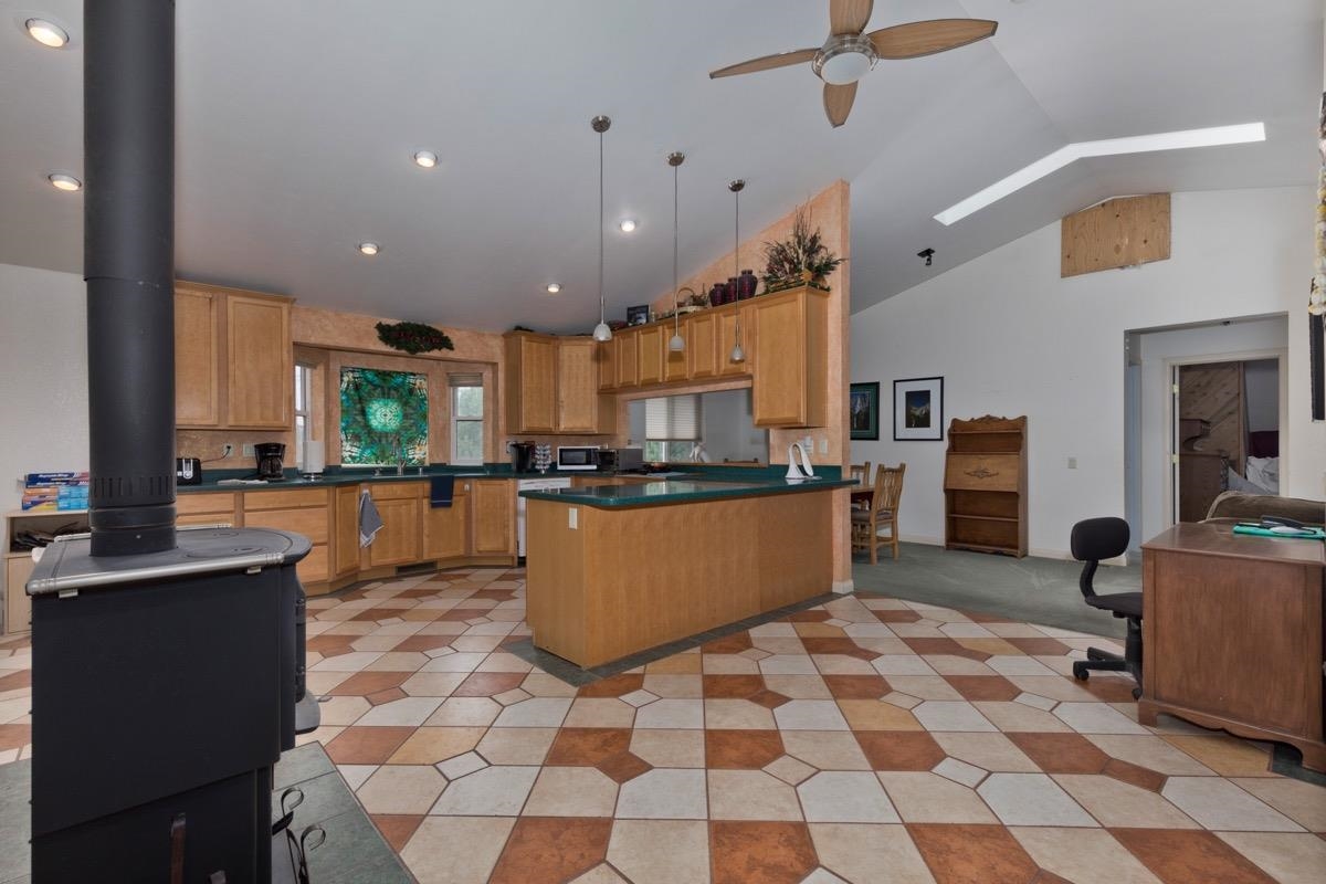Property Photo 41