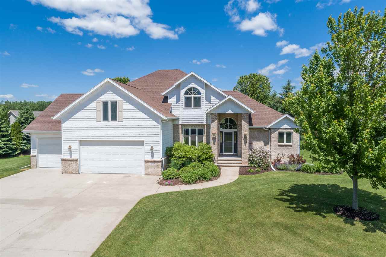 1326 W Starview Drive Residential For Sale In Appleton Wisconsin
