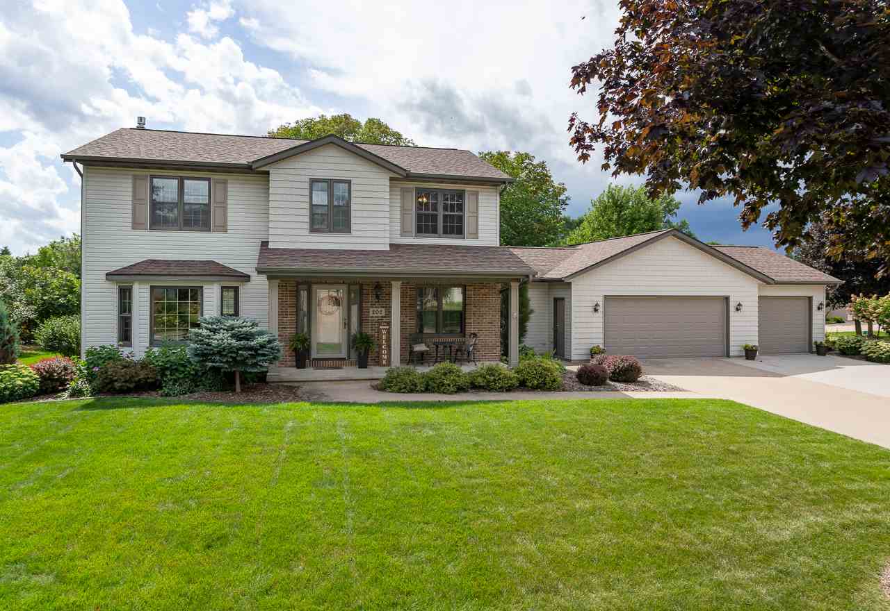 202 BROOKVIEW COURT, COMBINED LOCKS, WI 54113 RPA EXPERT REALTOR