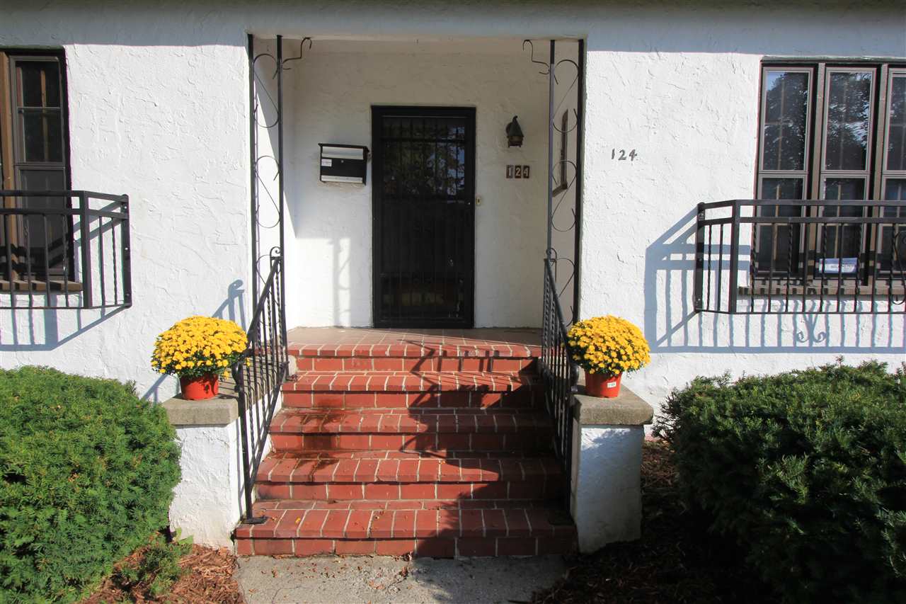 124 ANTOINETTE Street