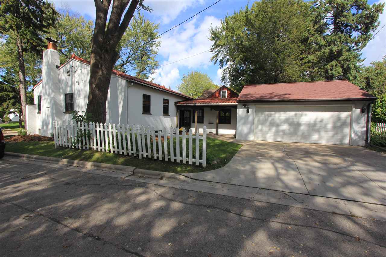 124 ANTOINETTE Street