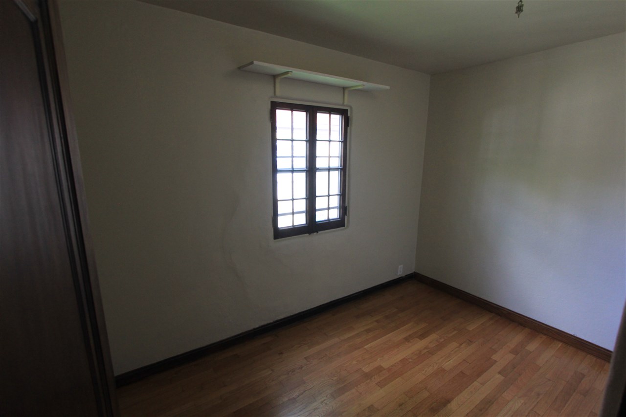 124 ANTOINETTE Street
