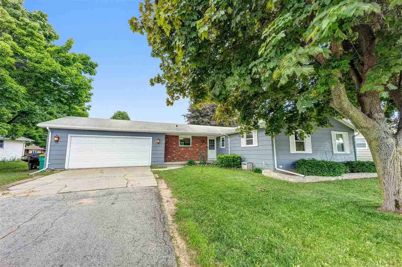 471 Superior Road Green Bay Wi 54311 Homes And Real Estate For Sale