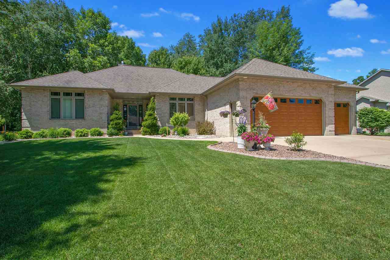 2060 Meadowsweet Drive Green Bay Wi 54313 Homes And Real Estate For Sale