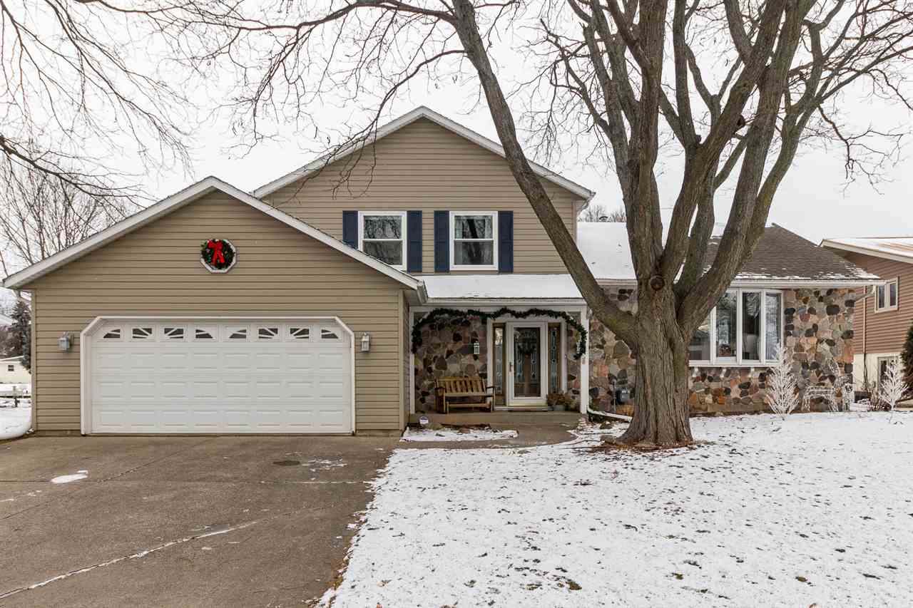 938 ANCHORAGE Court OSHKOSH WI 54901 2056