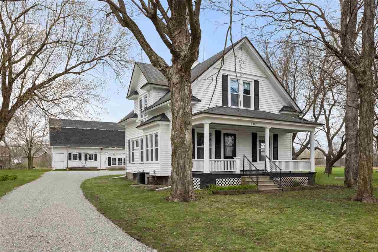 Jrttdaqszpgknm Builders were no longer limited to local resources, as sawmills were able to move their. http search olej com i farmhouse national folk style homes for sale in green bay oshkosh appleton fox