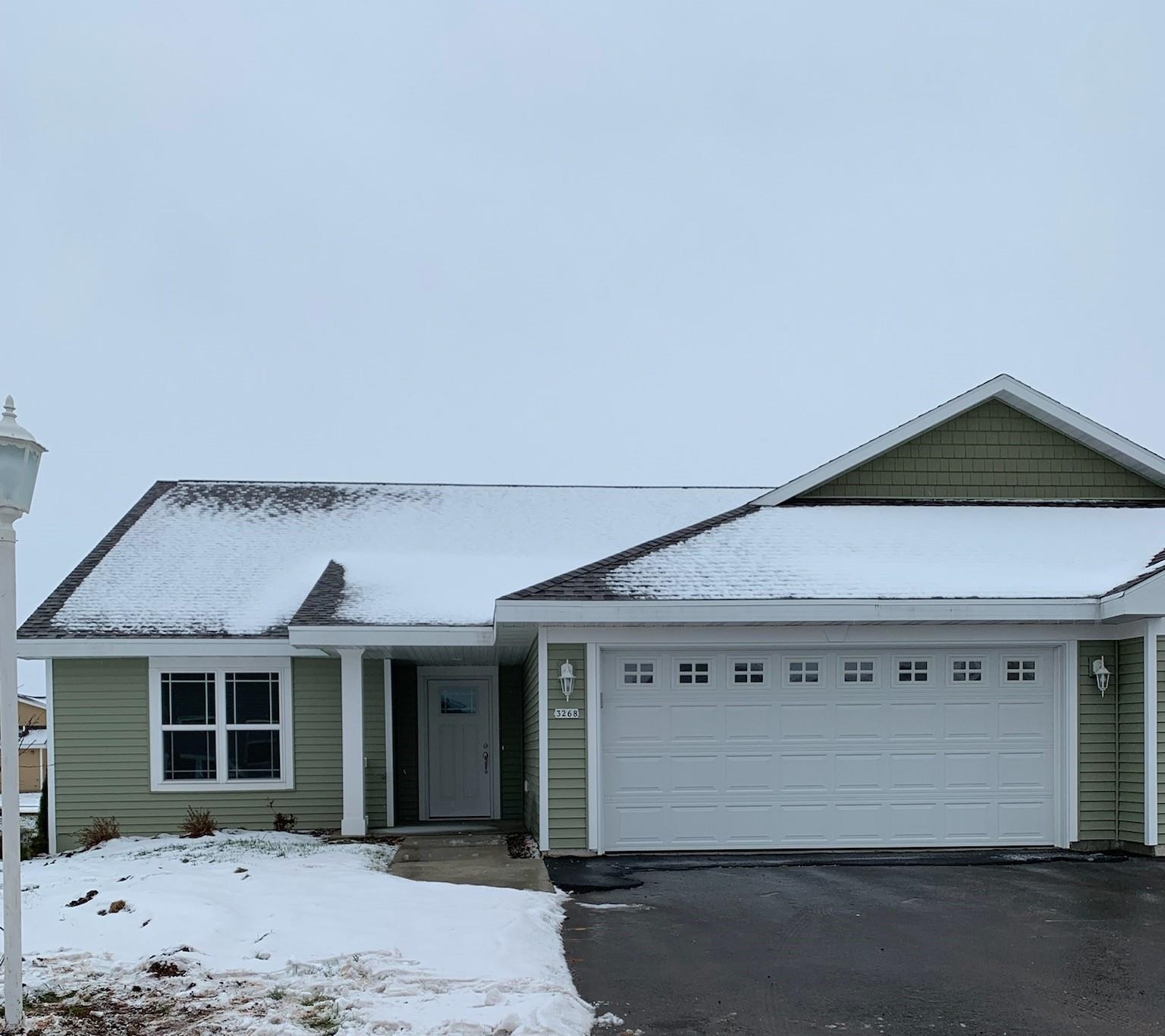 3268 Elk Ridge Drive, Oshkosh, WI 54904