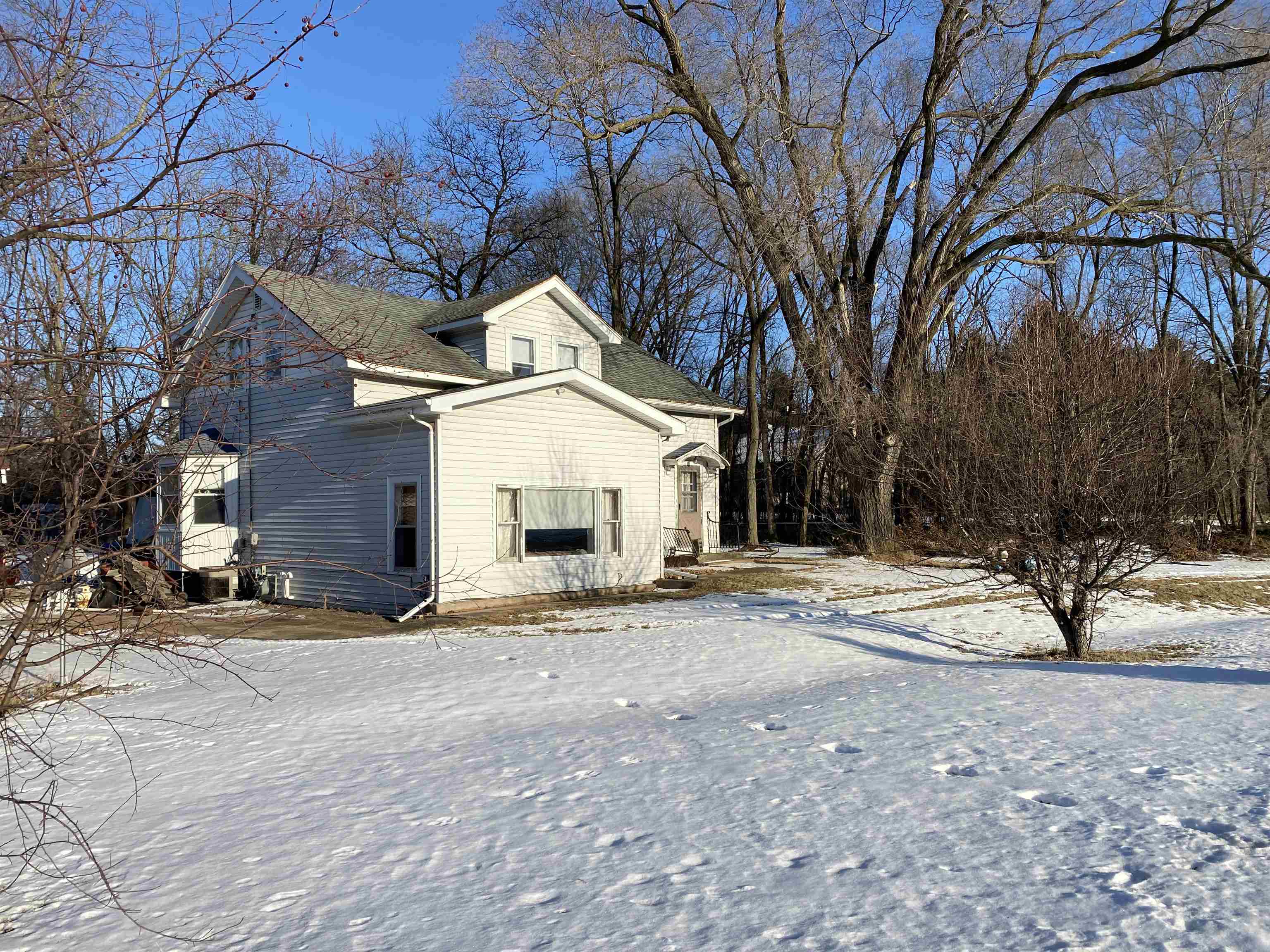 4704 S Us Highway 45, Oshkosh, WI 54902