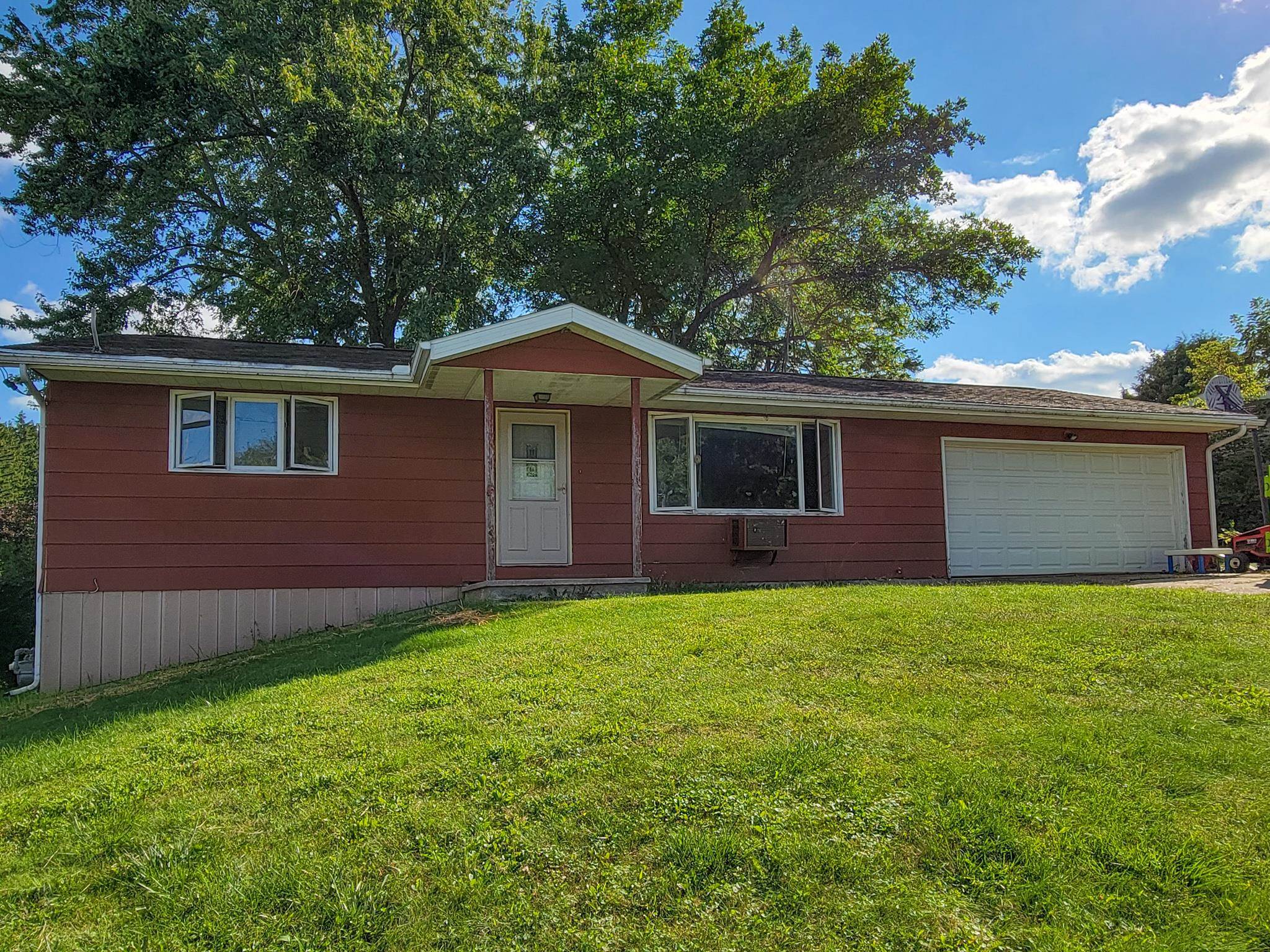150 Division Court, Iola, WI 54945