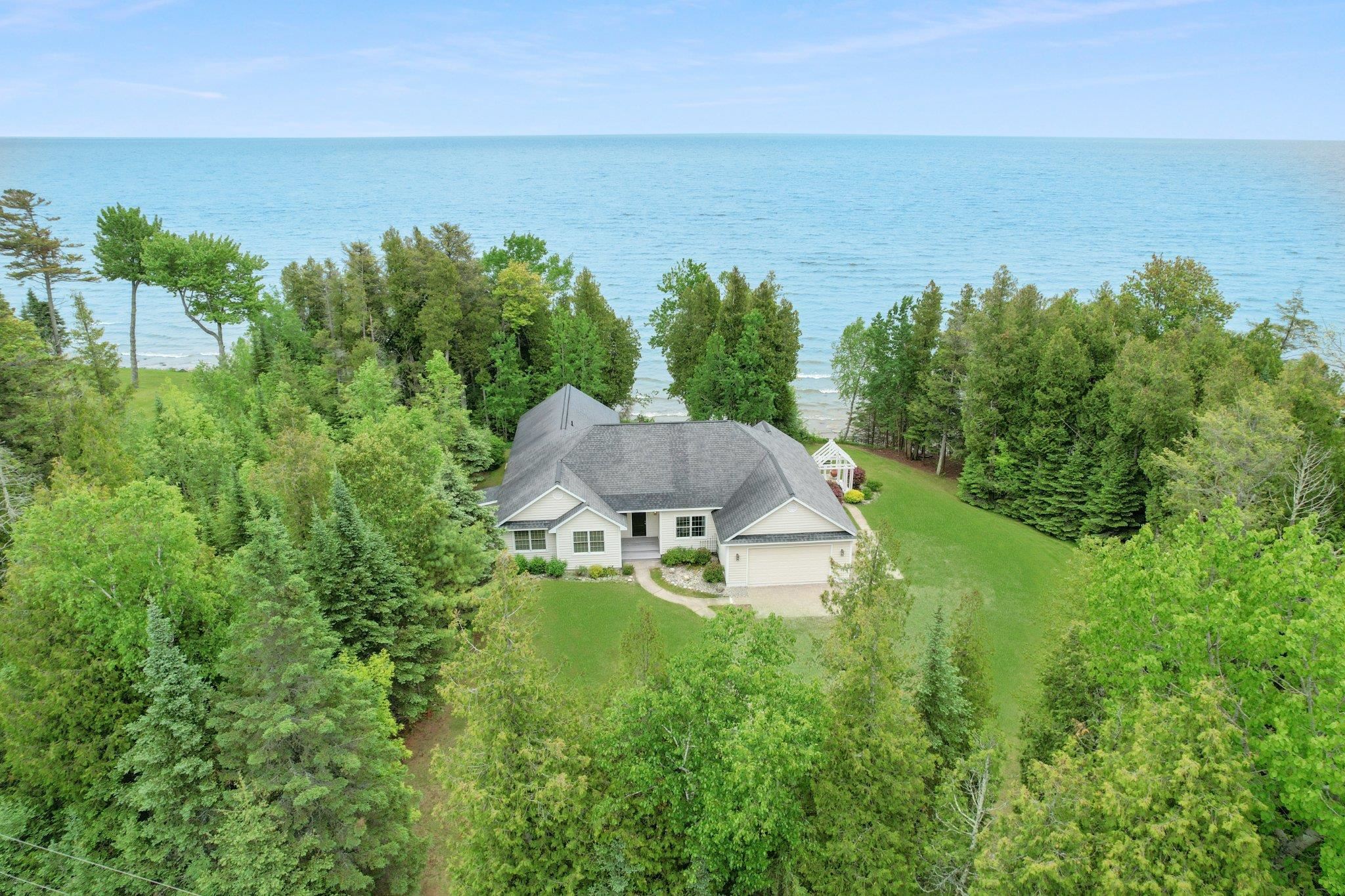 878-hwy-m35-bark-river-mi-49807-50274394-call-broadway-real-estate