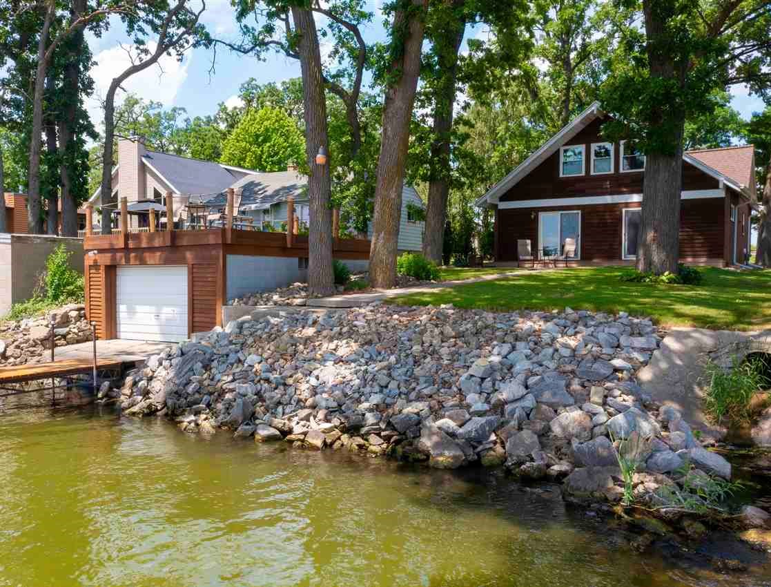Fox Lake, WI real estate 10 Listings found Mandi Saucerman Real Estate