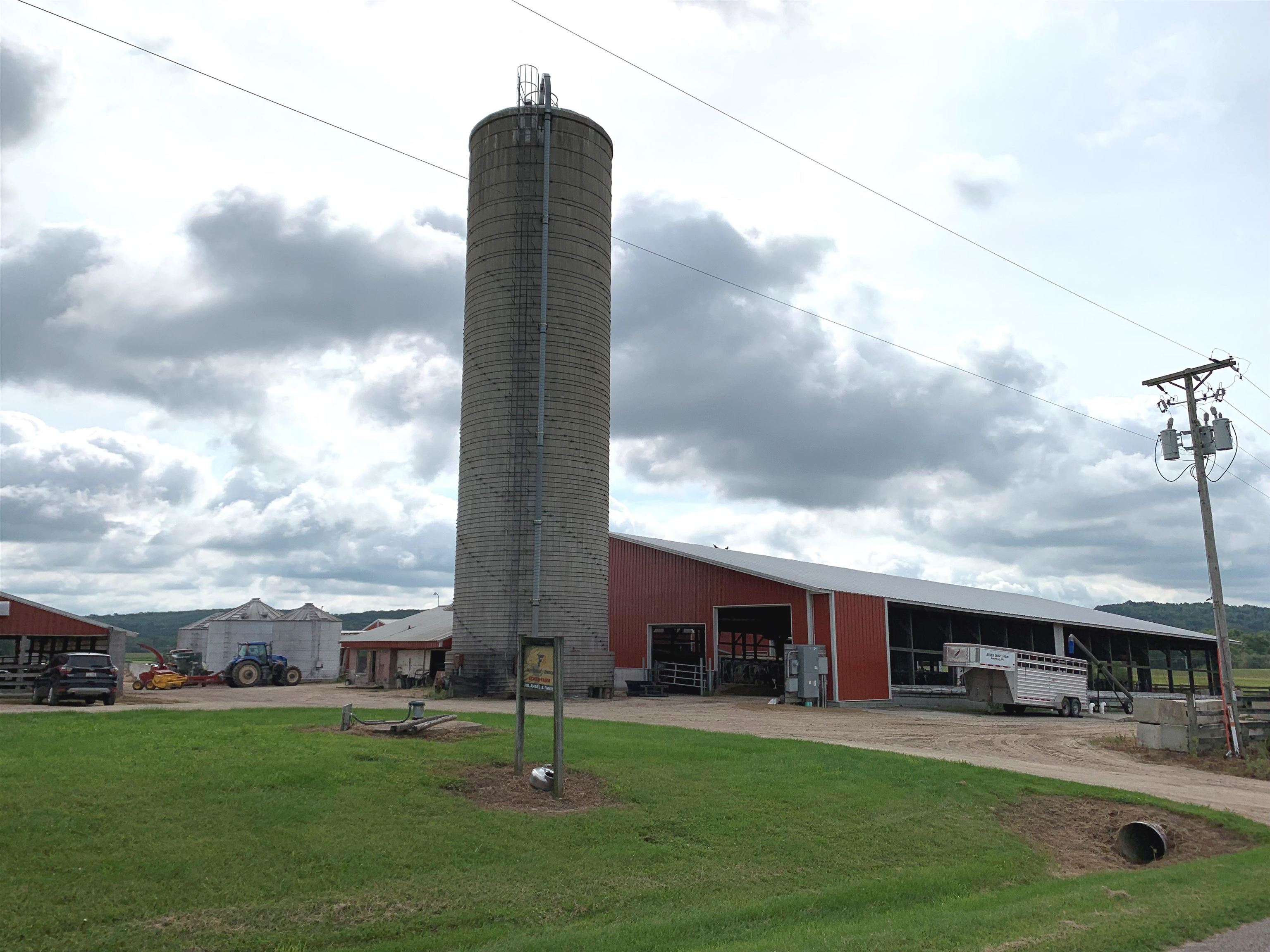 S4452 GROTE HILL RD, REEDSBURG, WI 53959 Gavin Bros Auctioneers