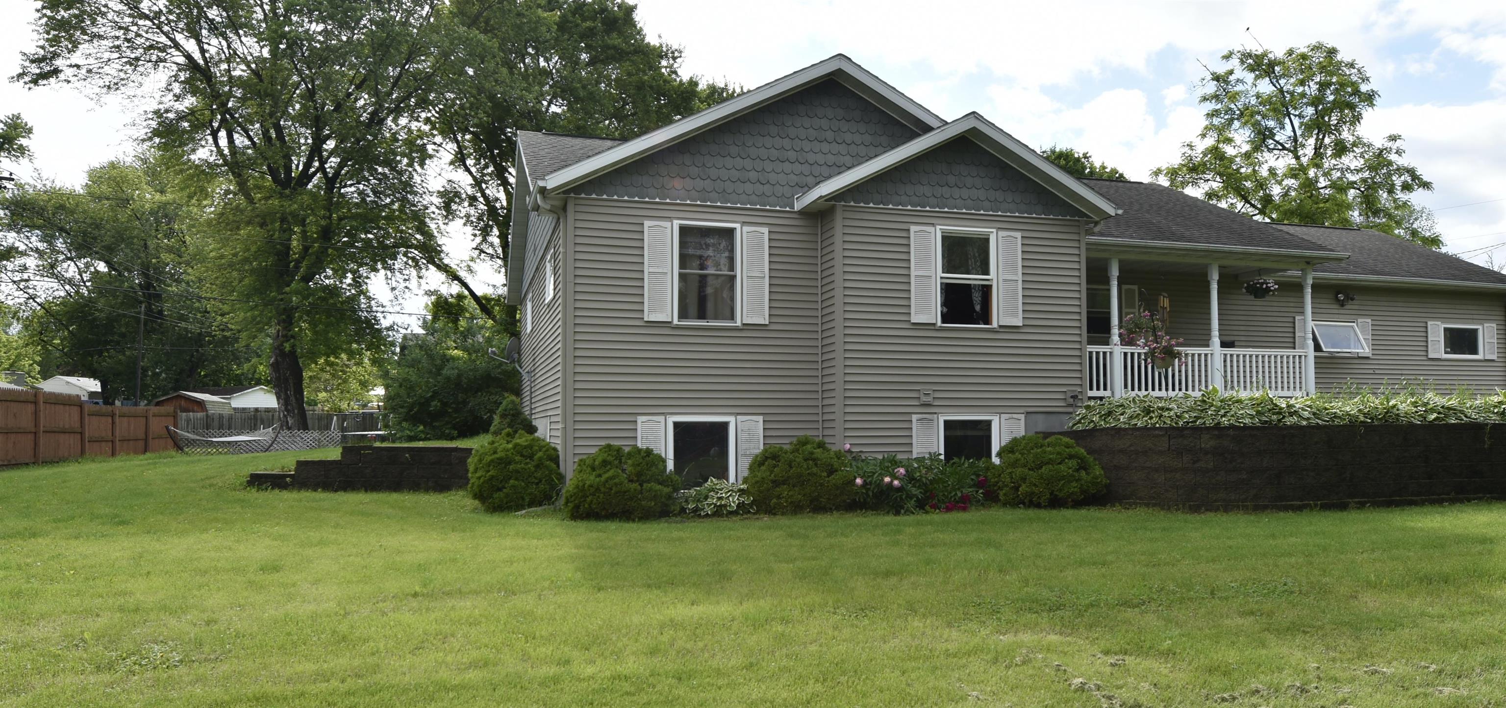 309 LYNN AVE, BARABOO, WI 53913 Gavin Bros Auctioneers & Real Estate
