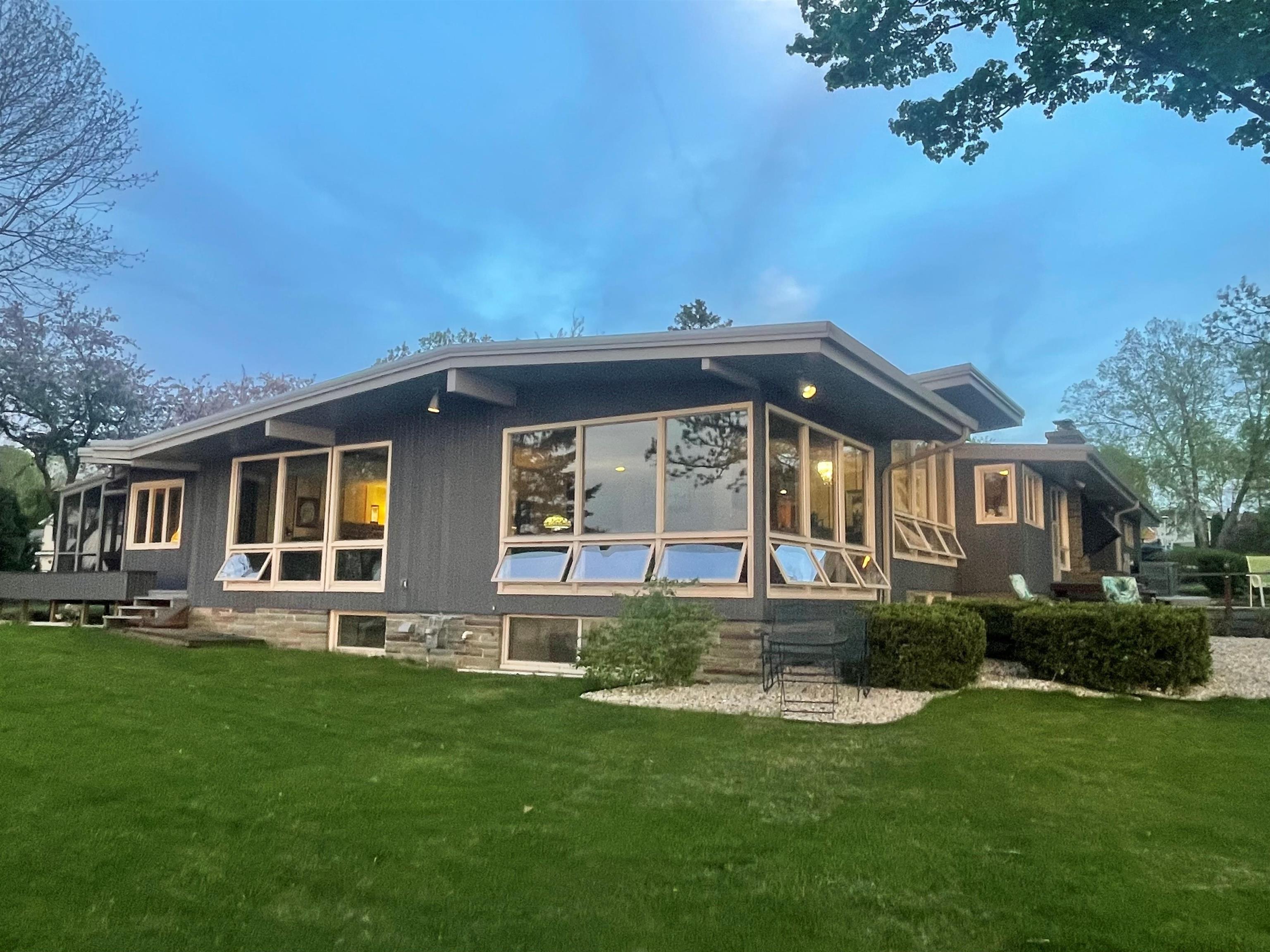Beaver Dam Real Estate - Beaver Dam, WI Homes for Sale | Holly Janz