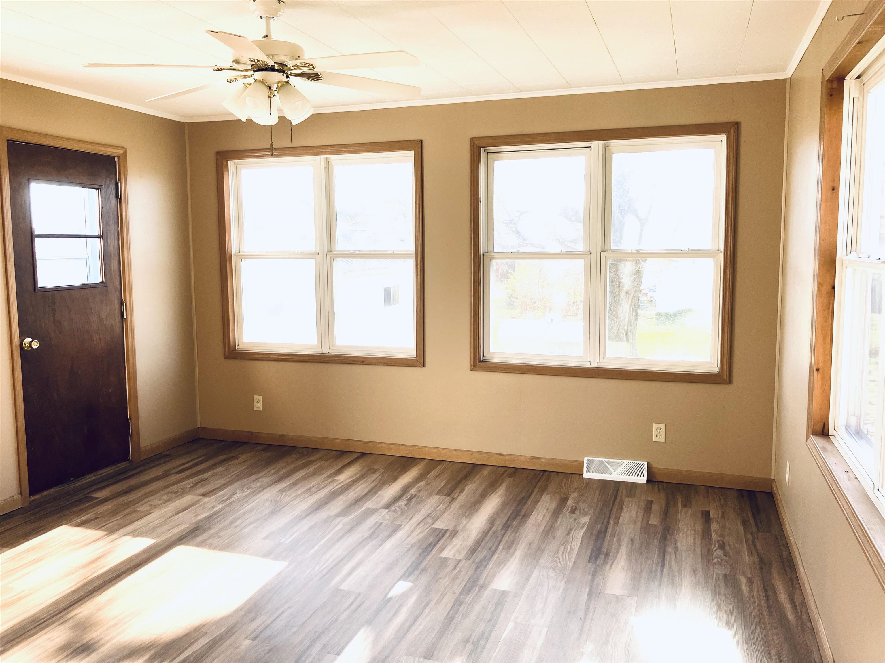 Single Family for sale in Cassville, Wisconsin, 1967332